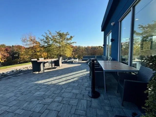 Property building in Hampton Inn & Suites Deptford, Nj