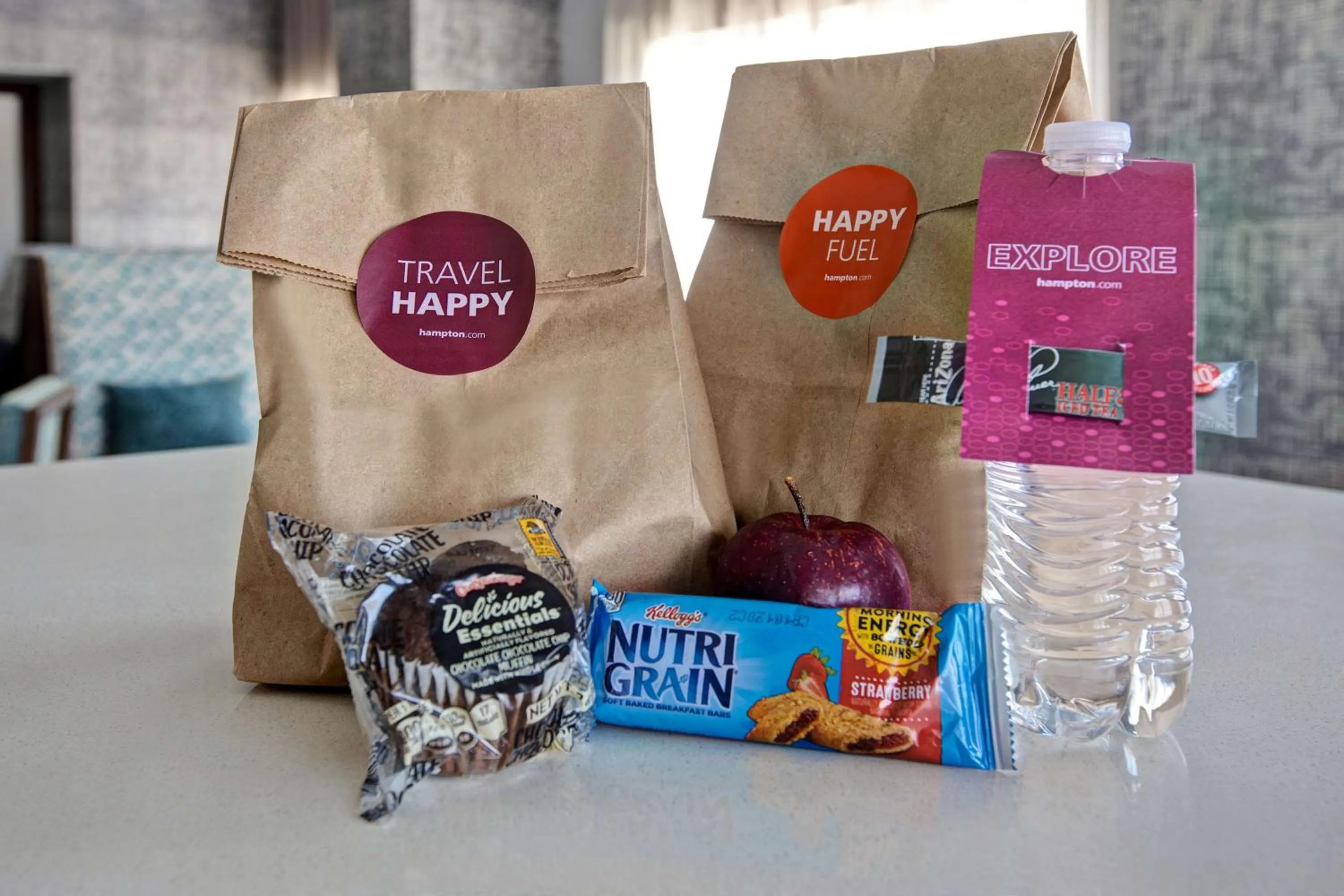 Dining area in Hampton Inn & Suites Deptford, Nj