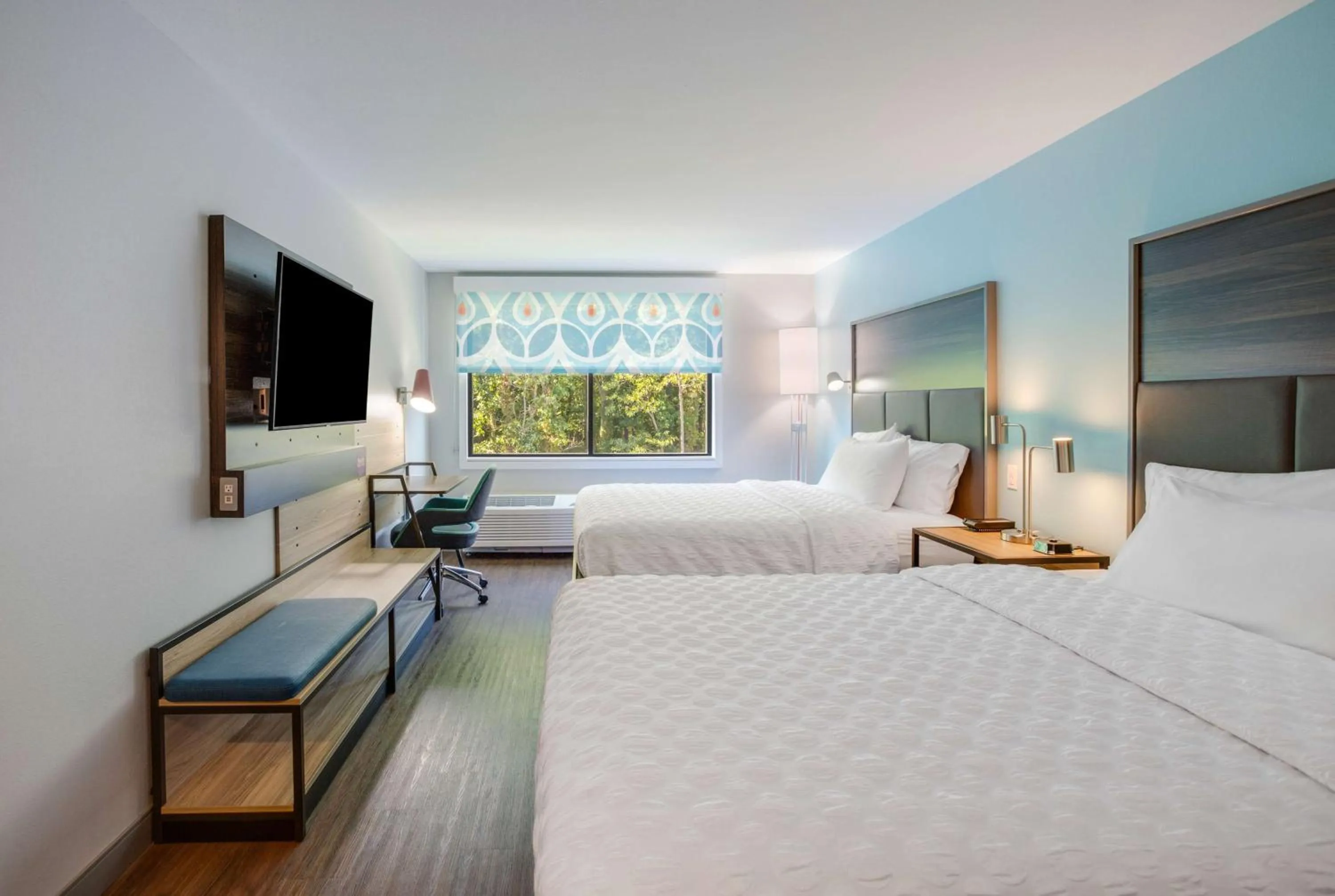 Bedroom, Bed in Tru By Hilton Saint Joseph