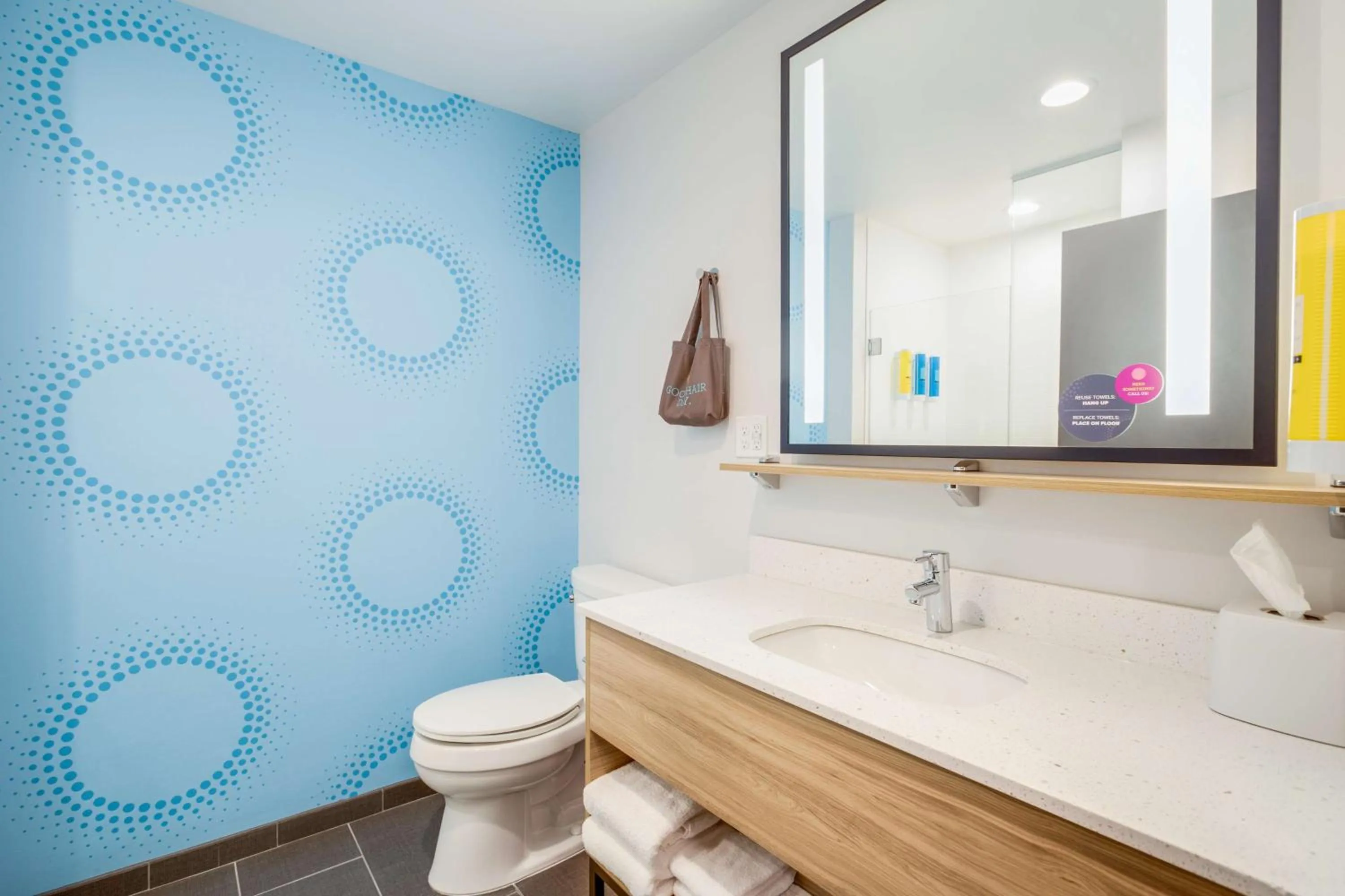 Bathroom in Tru By Hilton Saint Joseph