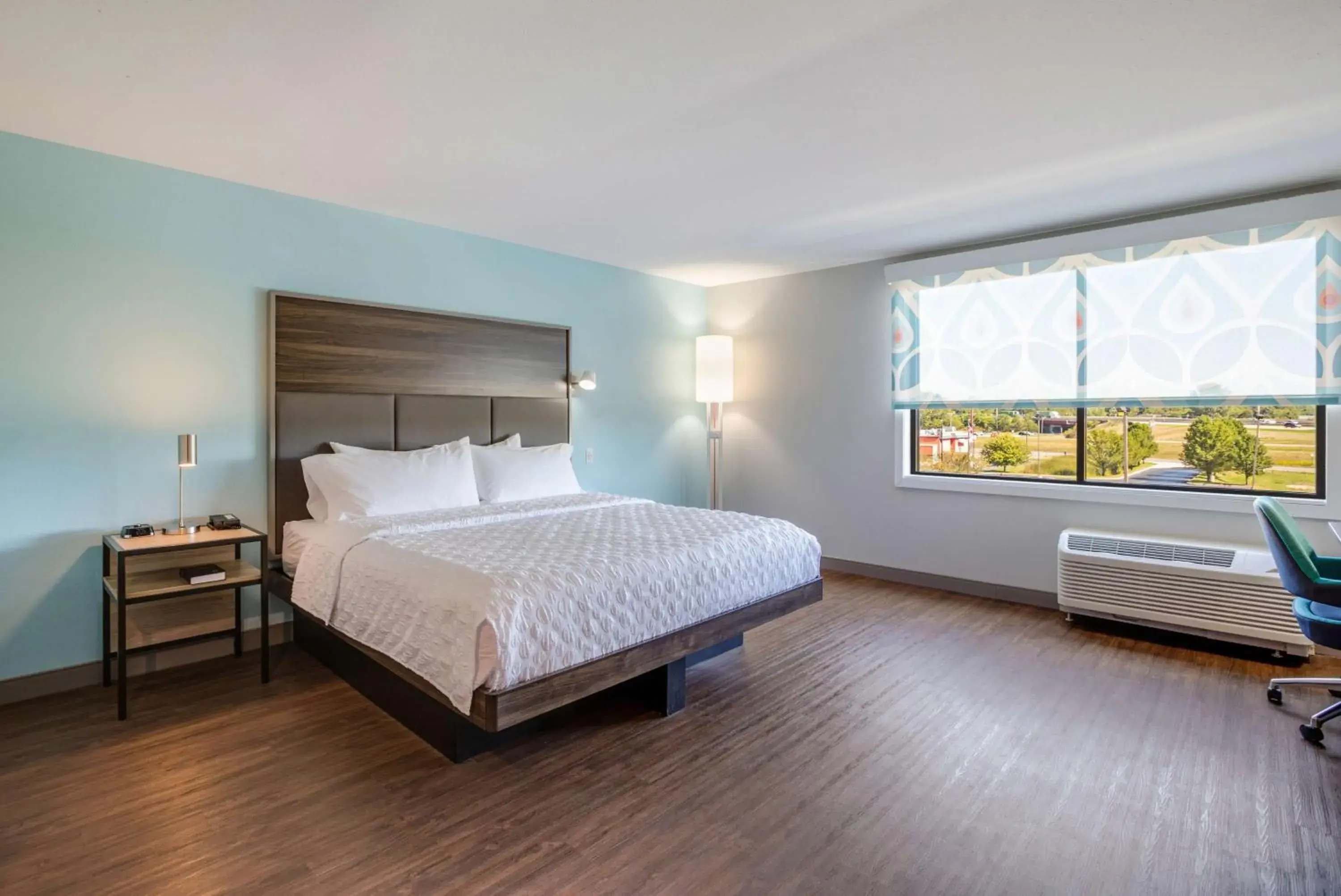 Bed in Tru By Hilton Saint Joseph Bed in Tru By Hilton Saint Joseph