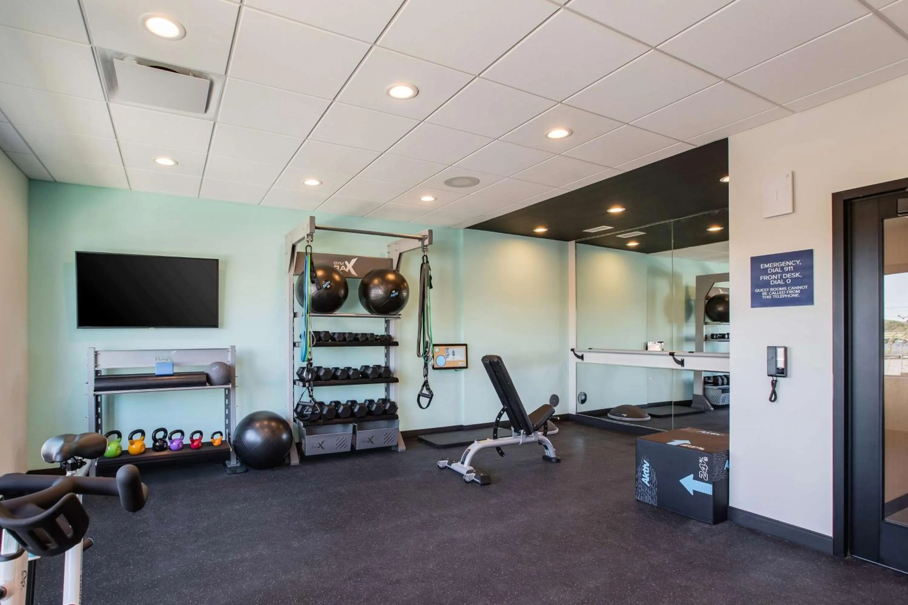 Fitness centre/facilities in Tru By Hilton Saint Joseph