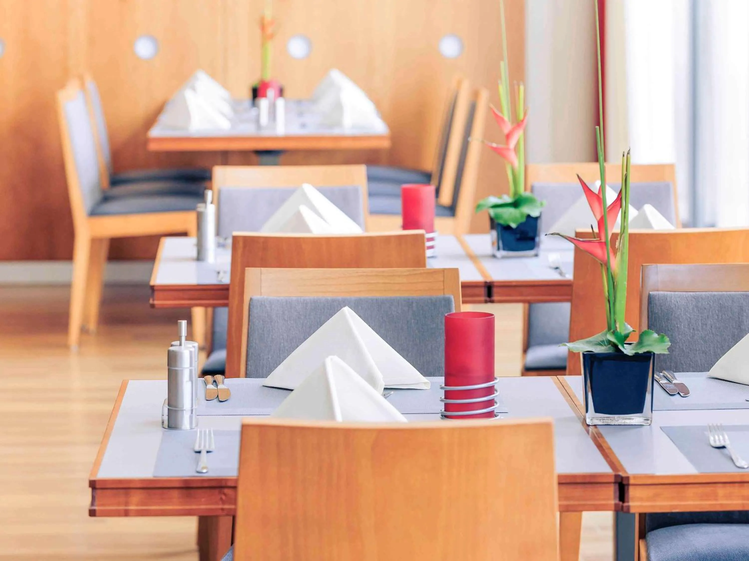 Restaurant/places to eat in Mercure Hotel Mannheim am Rathaus