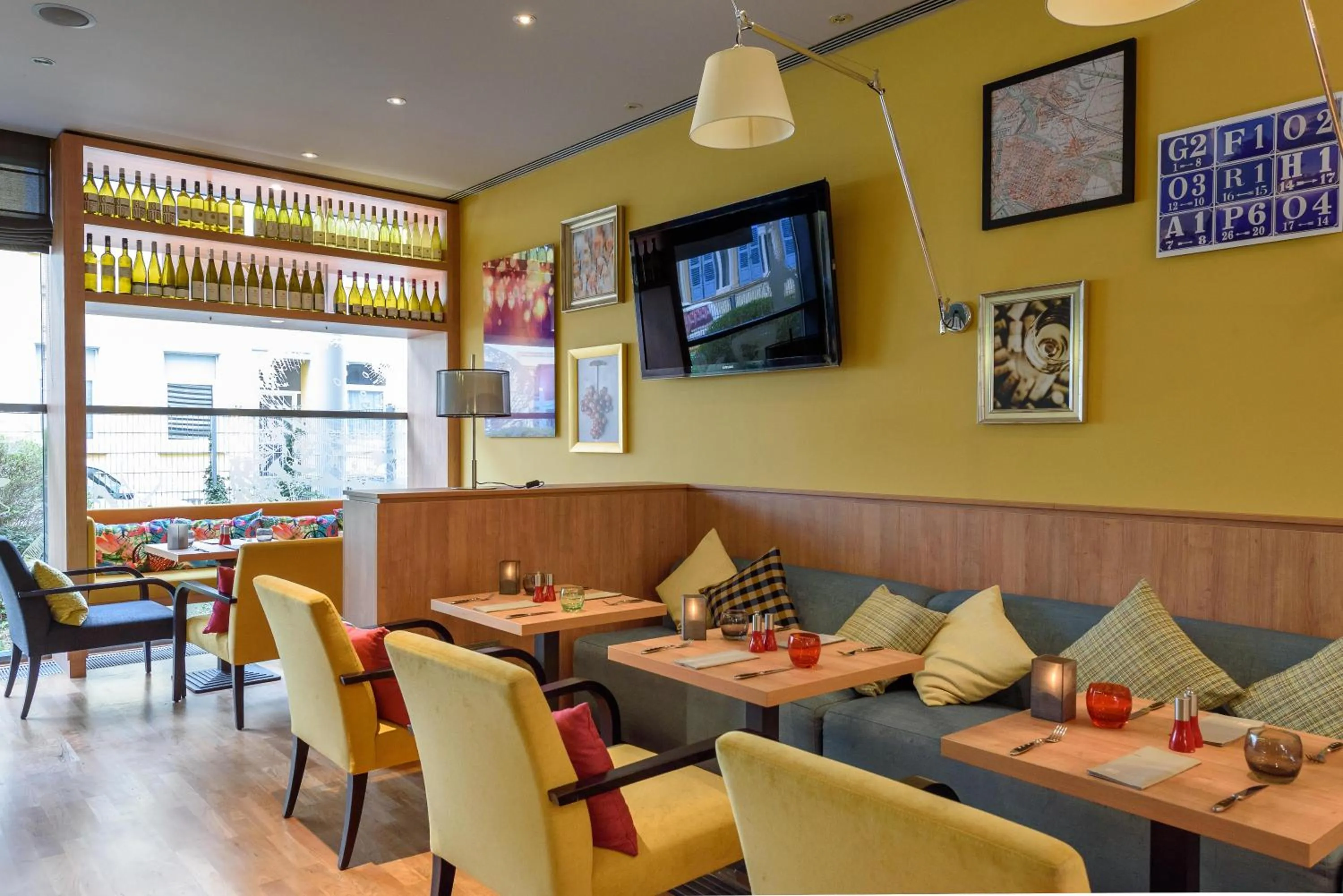 Restaurant/places to eat in Mercure Hotel Mannheim am Rathaus