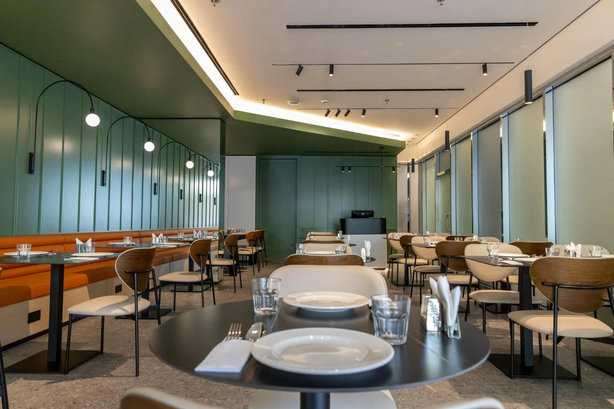 Restaurant/places to eat in Rose Plaza Hotel Al Barsha