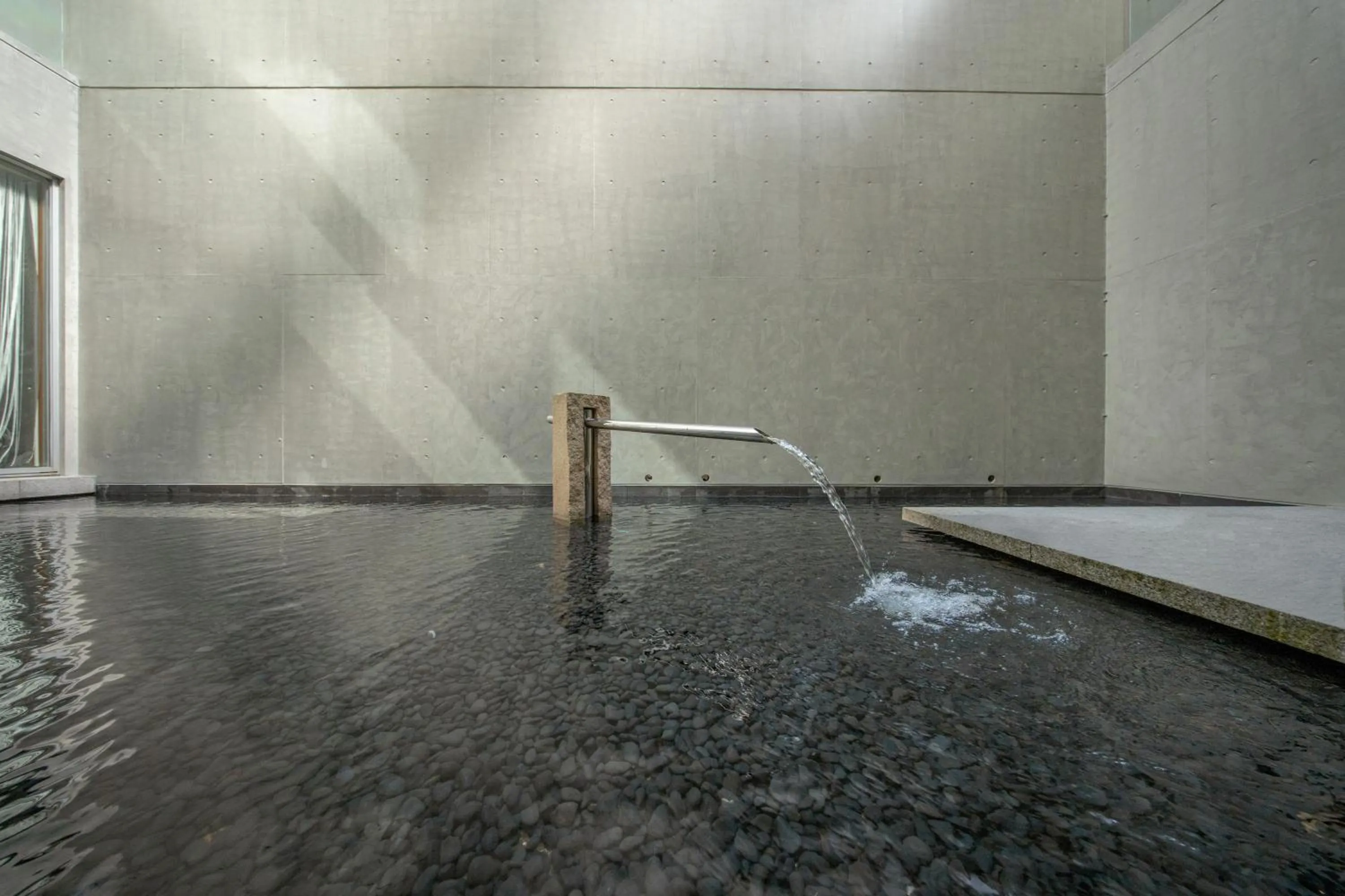 Azabu Modern House The Tokyo Tower can be seen from the villa 500m2