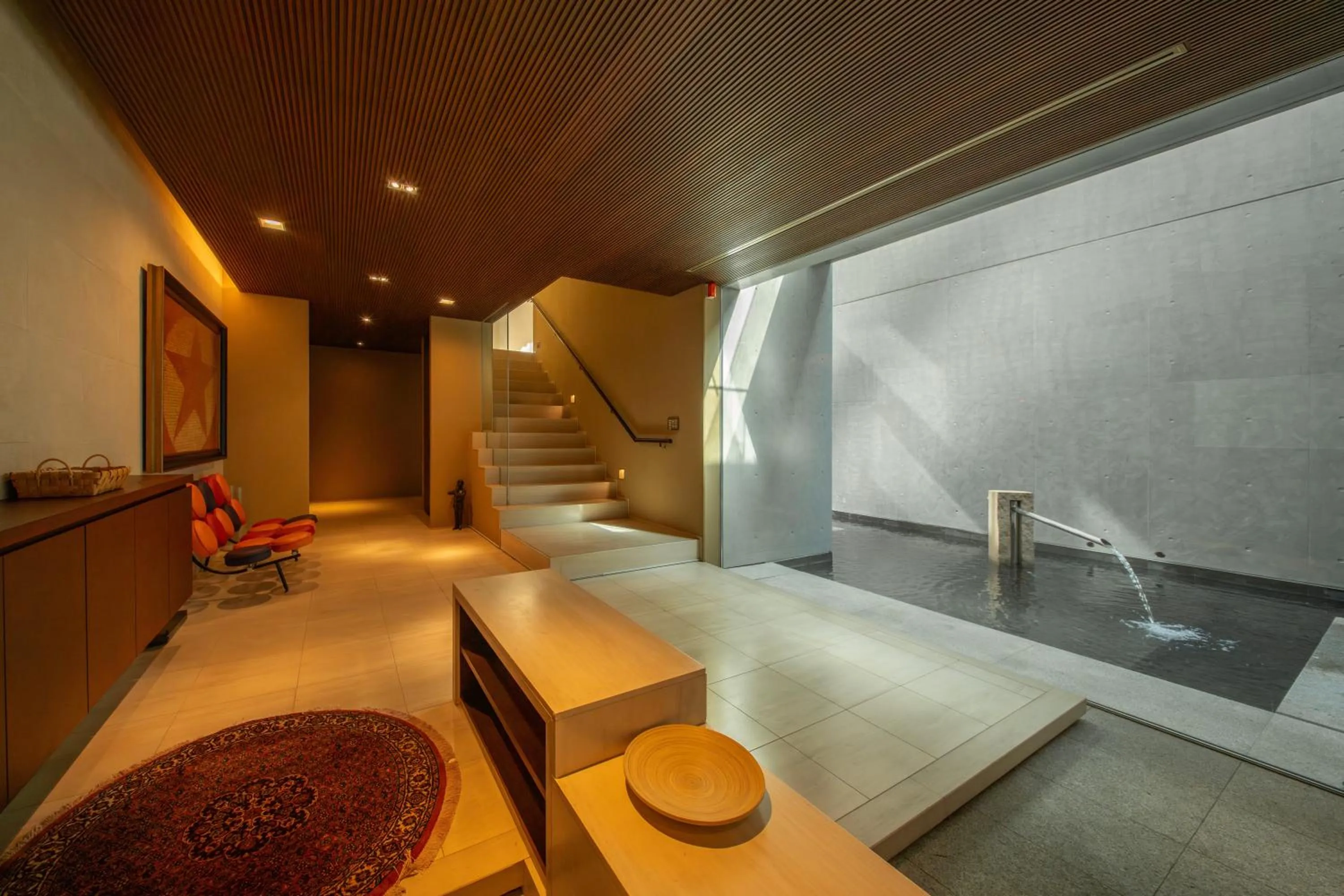 Azabu Modern House The Tokyo Tower can be seen from the villa 500m2