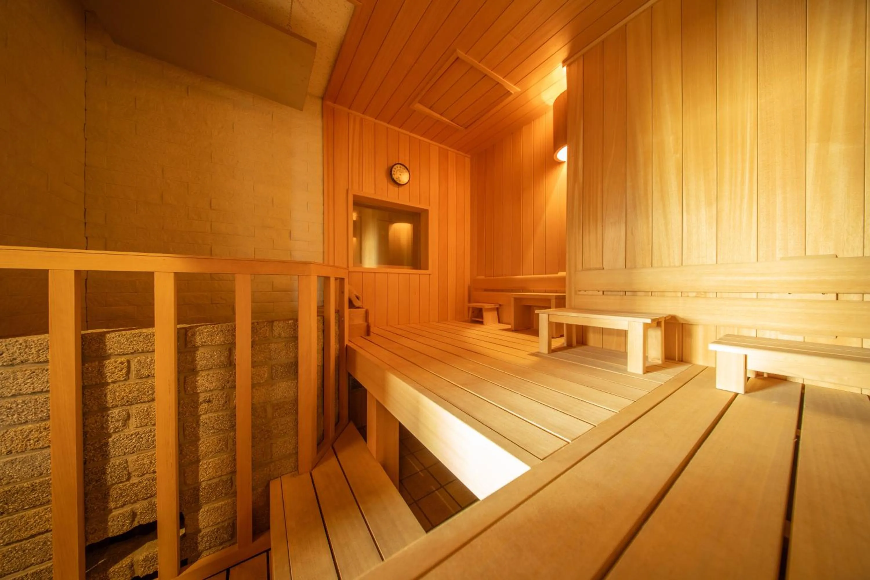 Azabu Modern House The Tokyo Tower can be seen from the villa 500m2