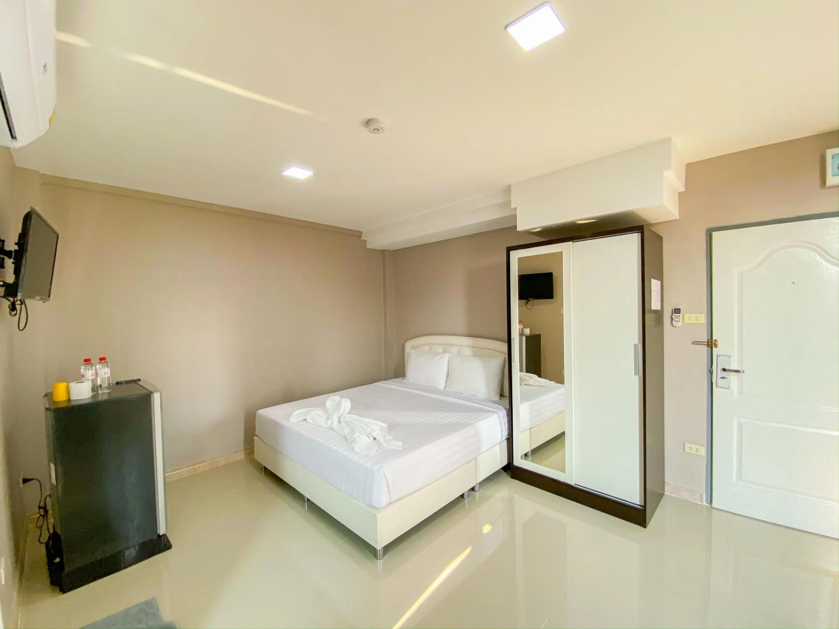 Bed in Delighted Bangkok Hotel