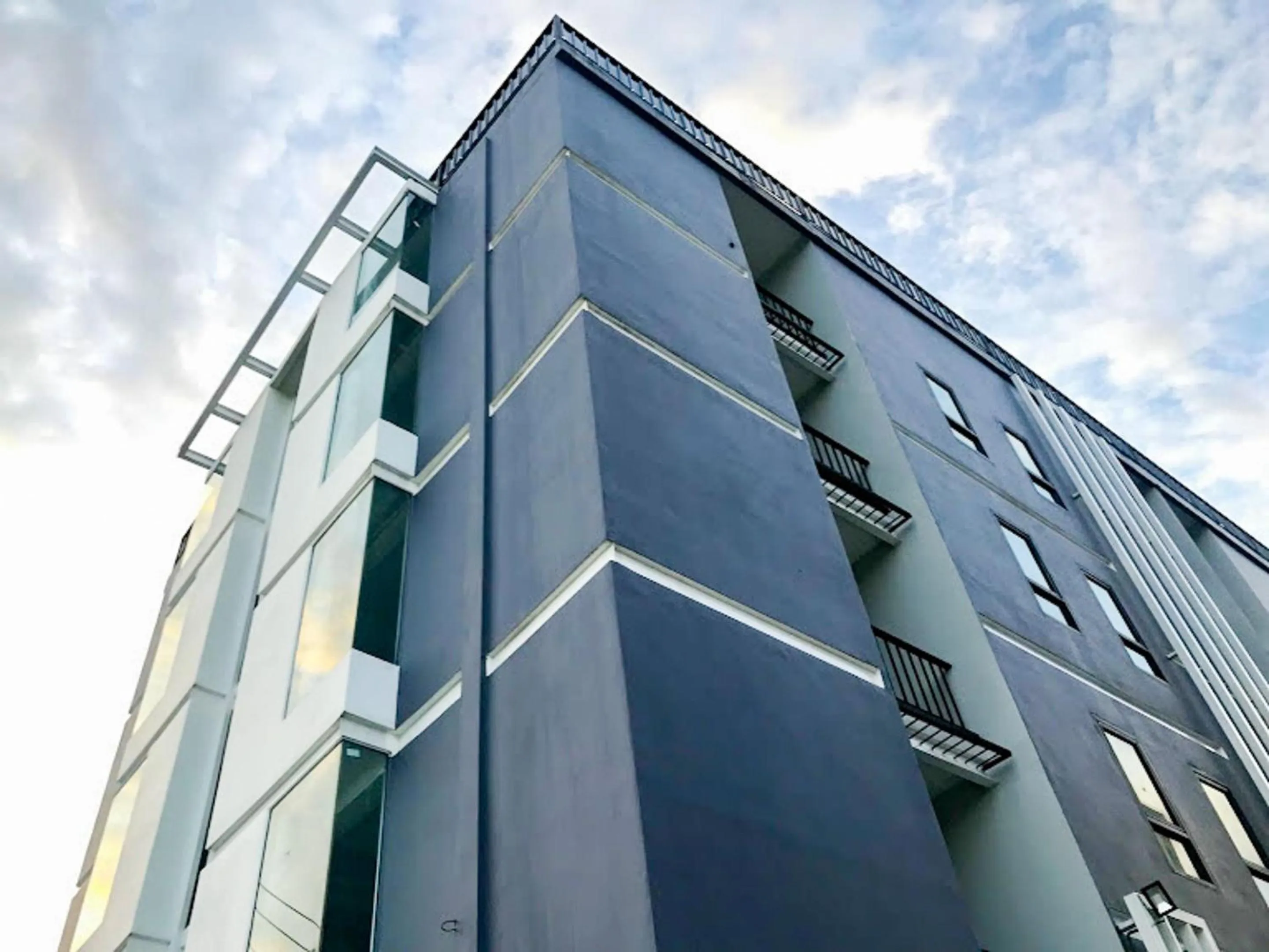 Property building in Delighted Bangkok Hotel