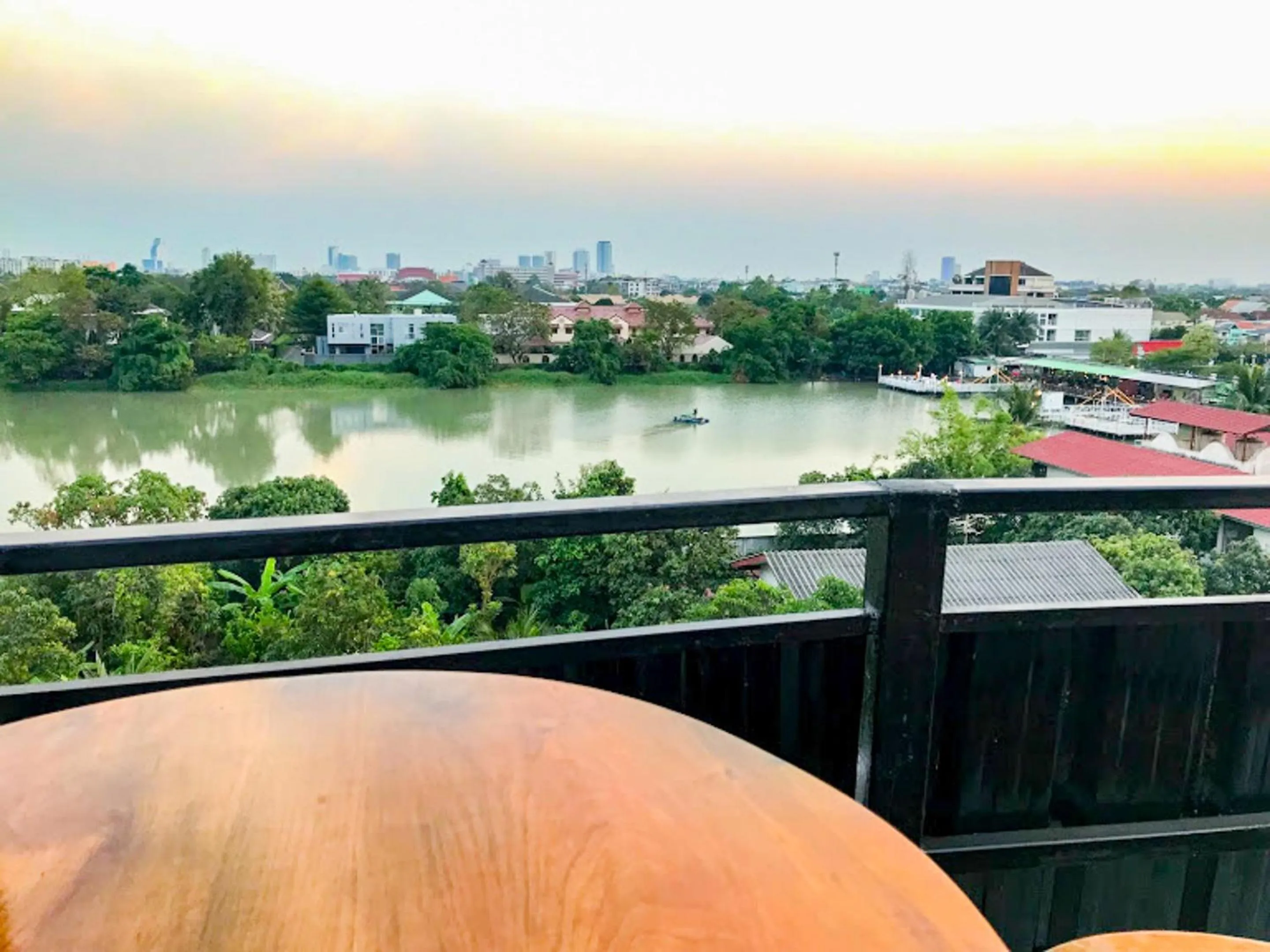Lake view in Delighted Bangkok Hotel