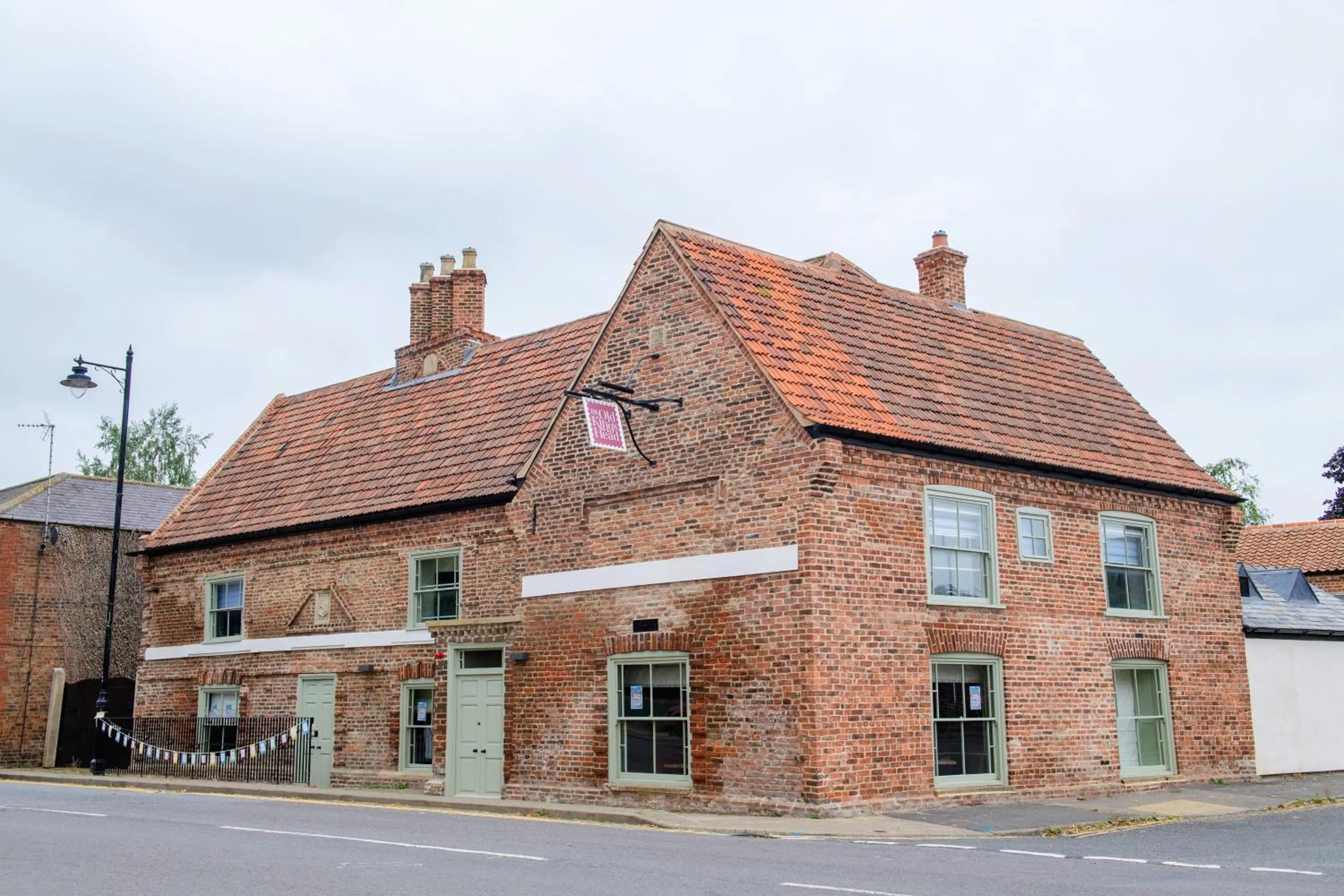 Property building in The Old Kings Head