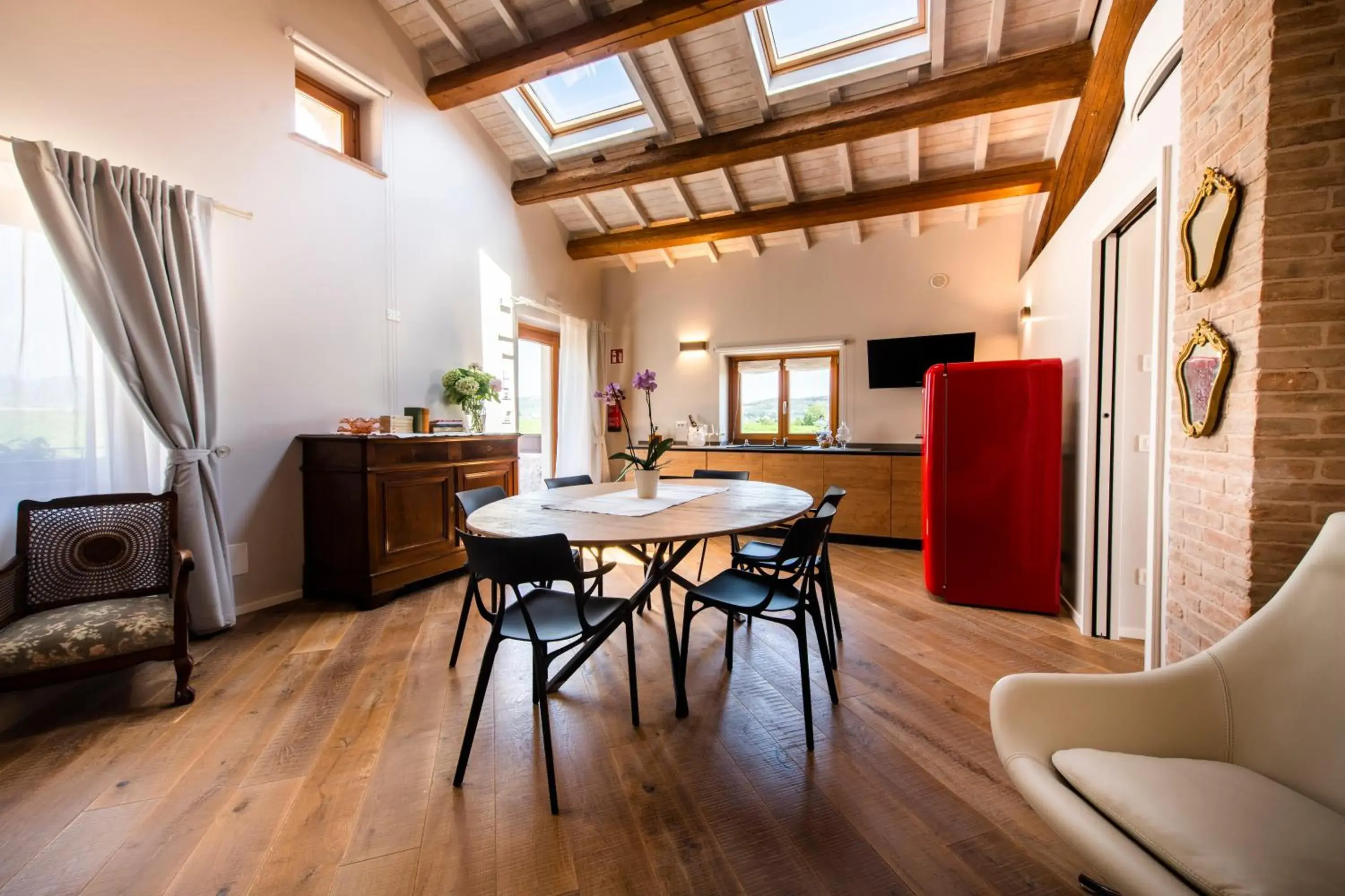 Suite with Balcony in Magari Estates Boutique Hotel Suite with Balcony in Magari Estates Boutique Hotel