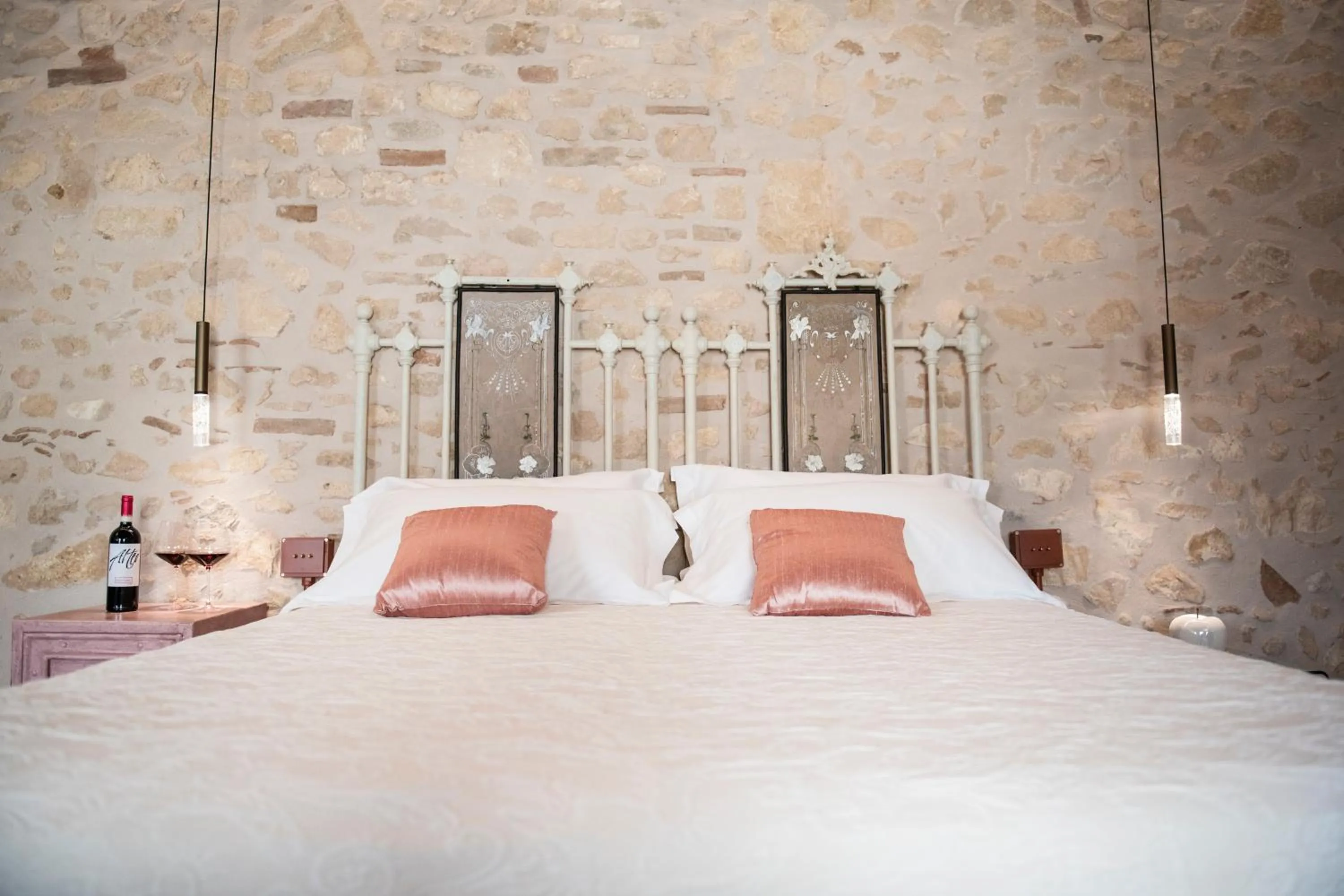 Bed in Magari Estates Boutique Hotel