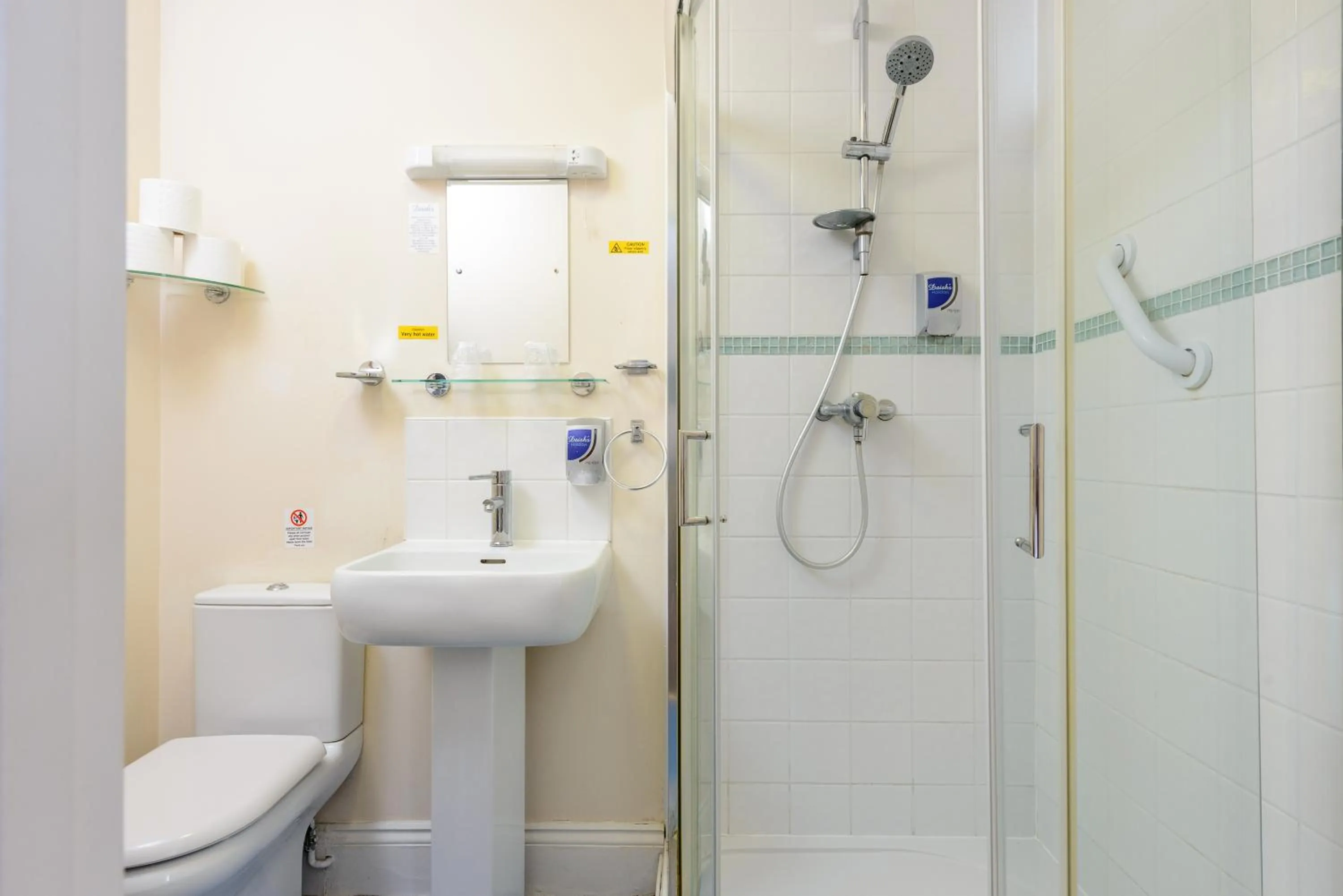 Shower in Daish's Hotel