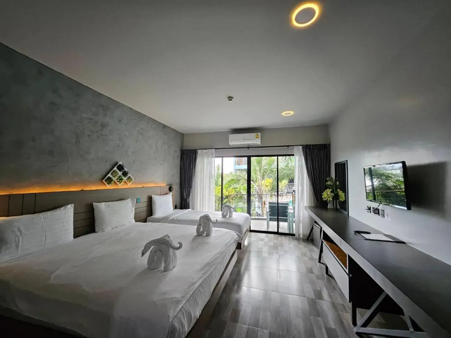 Bedroom, Bed in Little Loft Hotel Bedroom, Bed in Little Loft Hotel