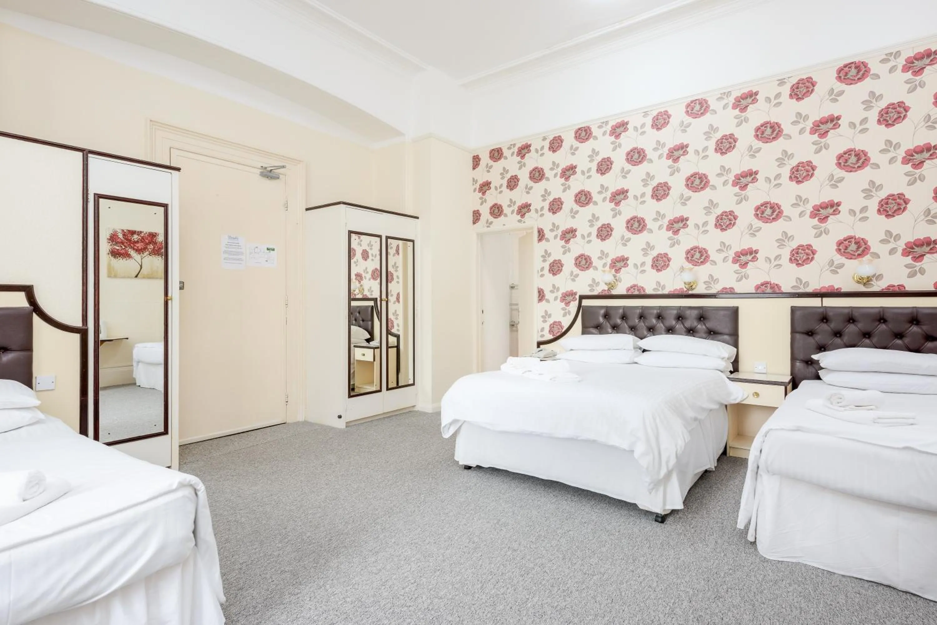 Bed in Devonshire Hotel