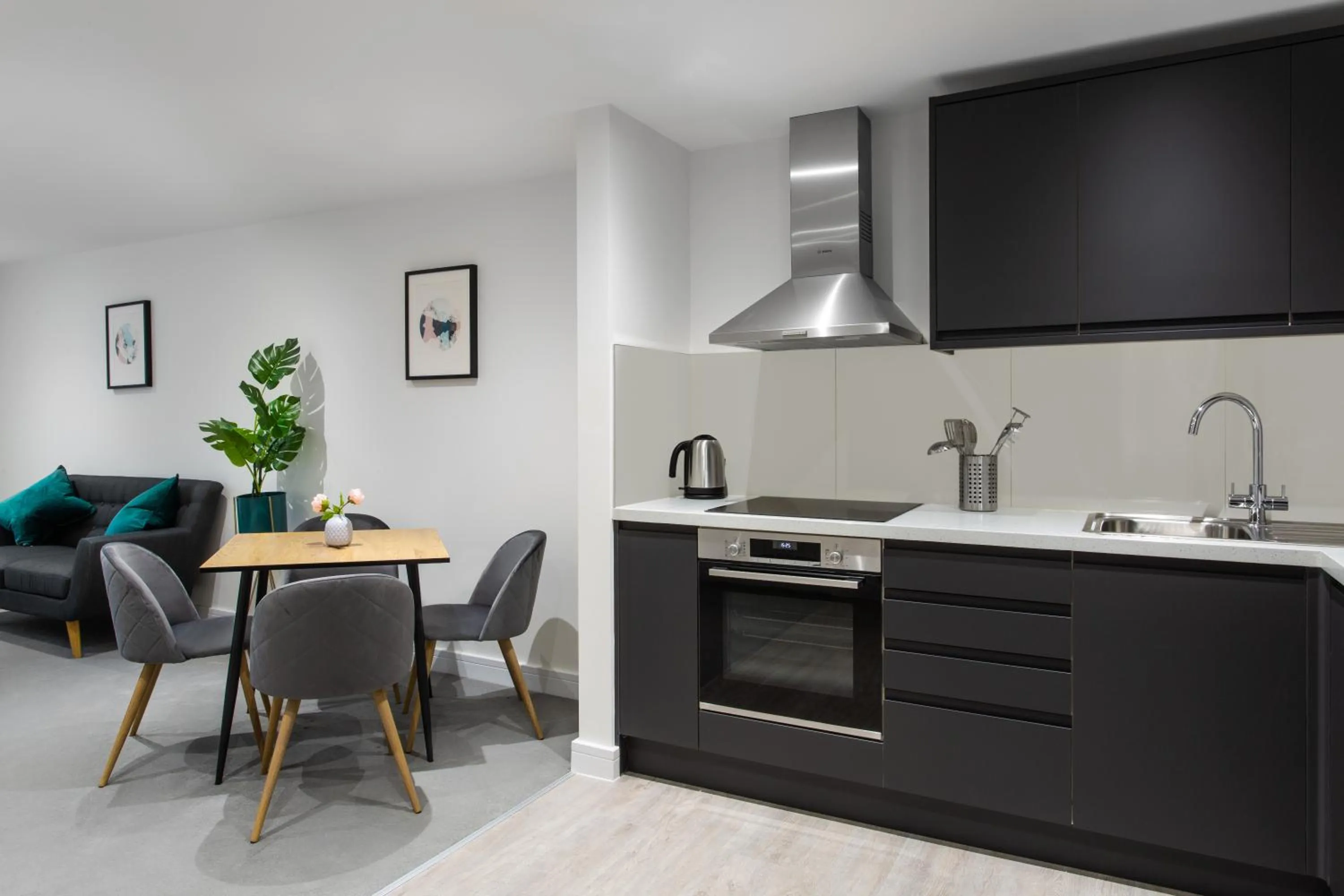 Kitchen or kitchenette in Queens Park by Viridian Apartments