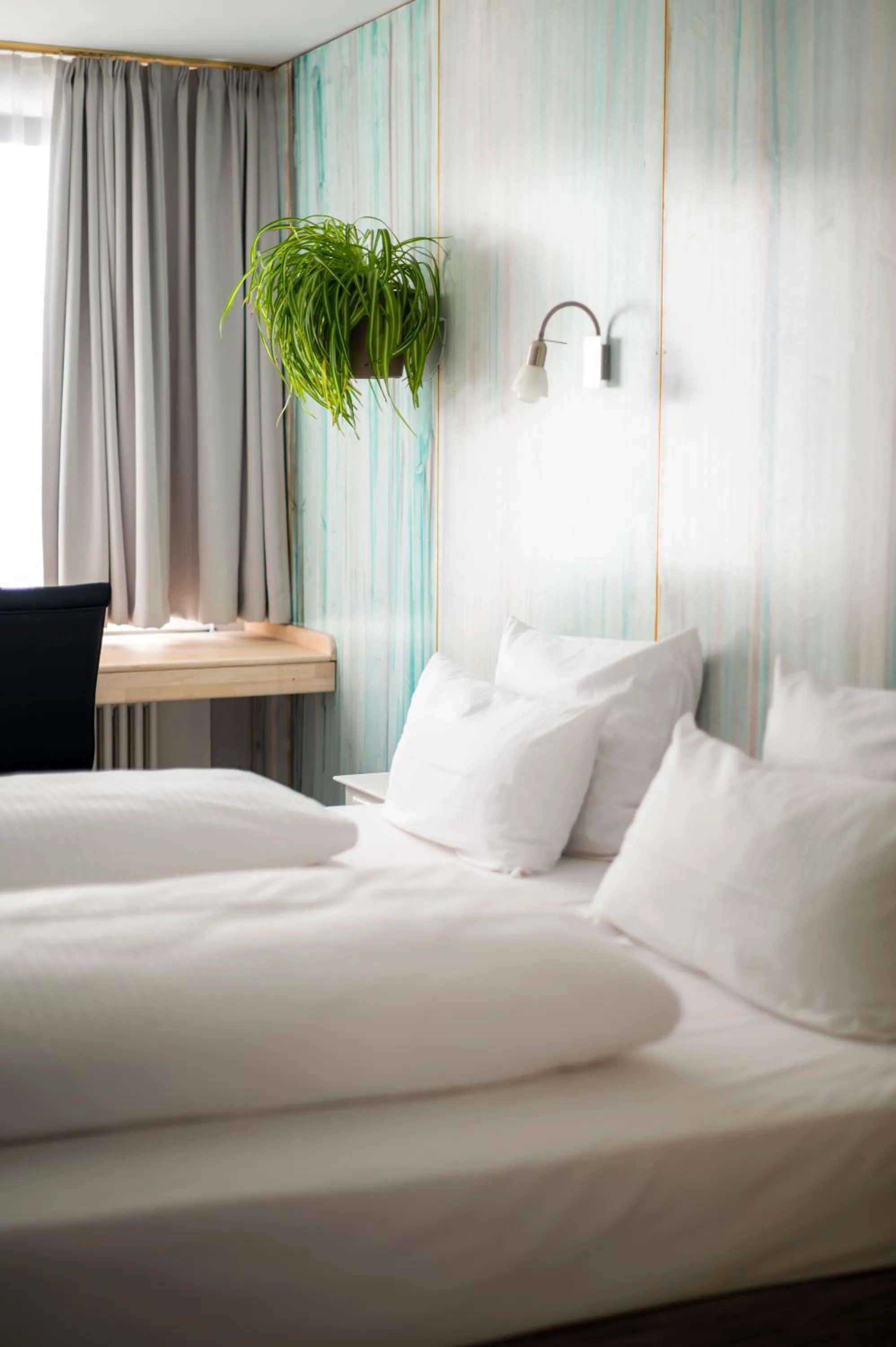 Bed in Abalon Hotel ideal