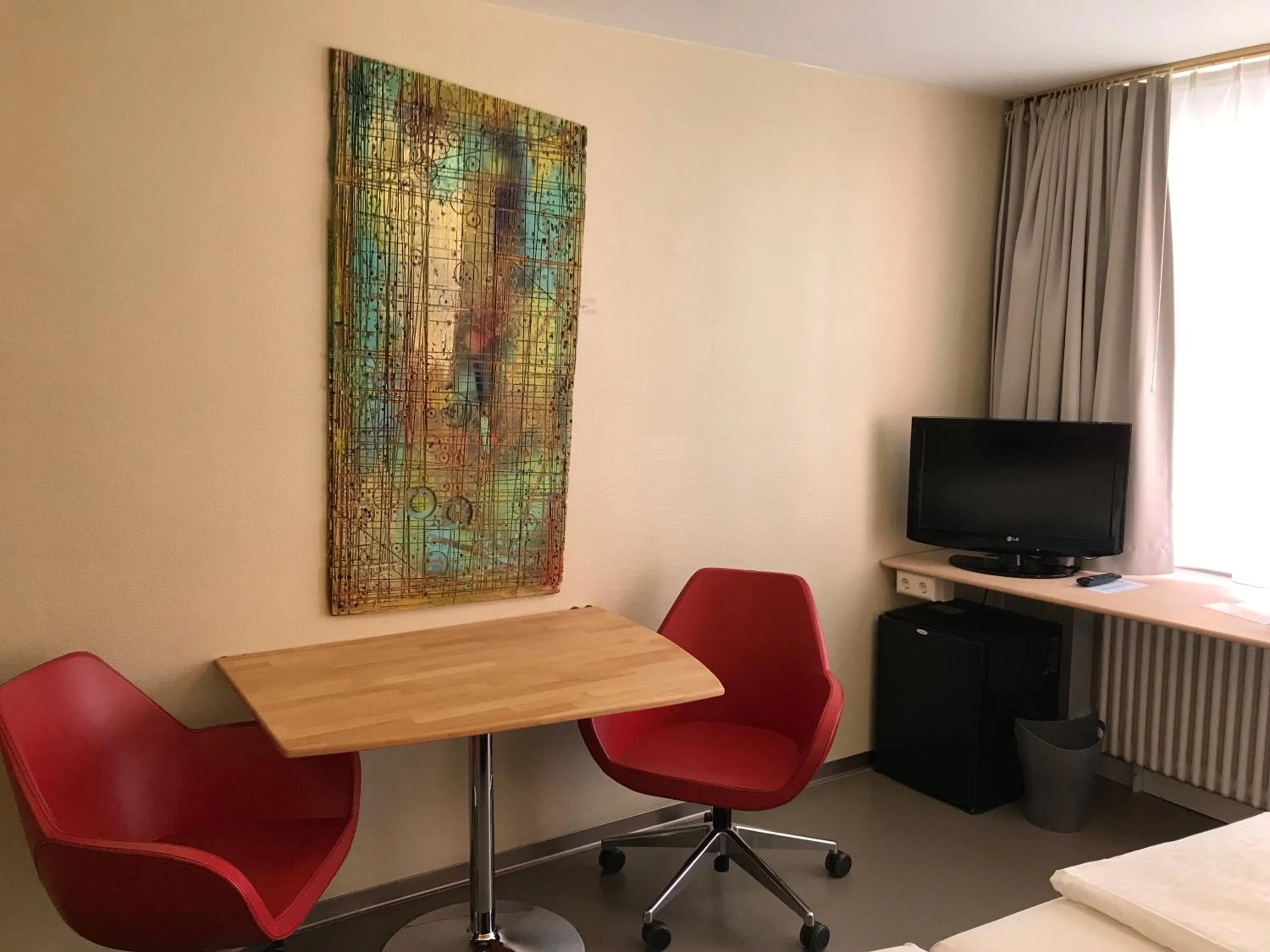 TV and multimedia in Abalon Hotel ideal