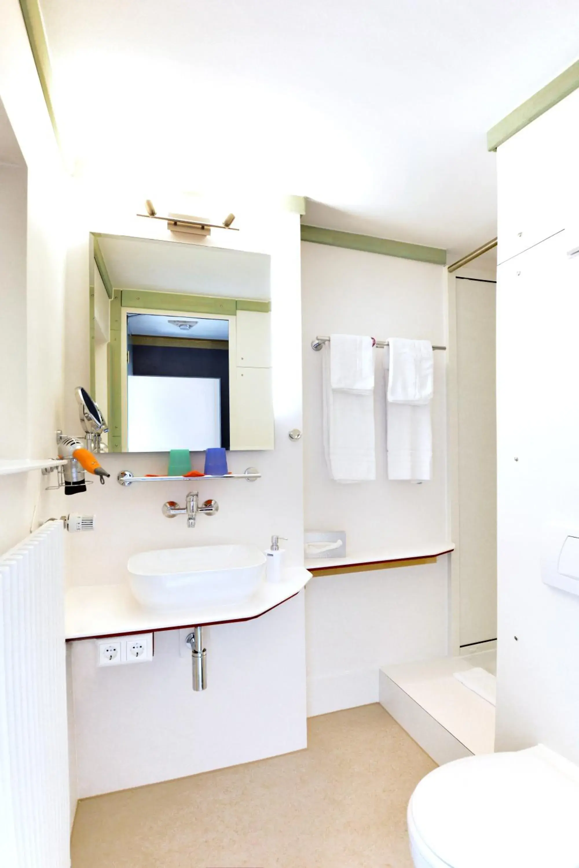 Deluxe Twin Room in Abalon Hotel ideal Deluxe Twin Room in Abalon Hotel ideal