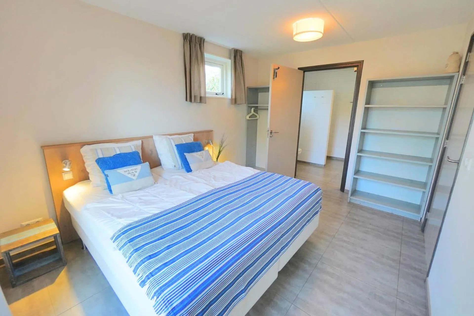 Bed in Sandy 25