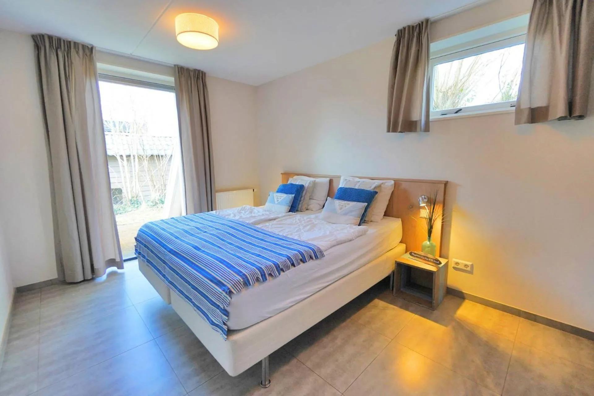 Bed in Sandy 25