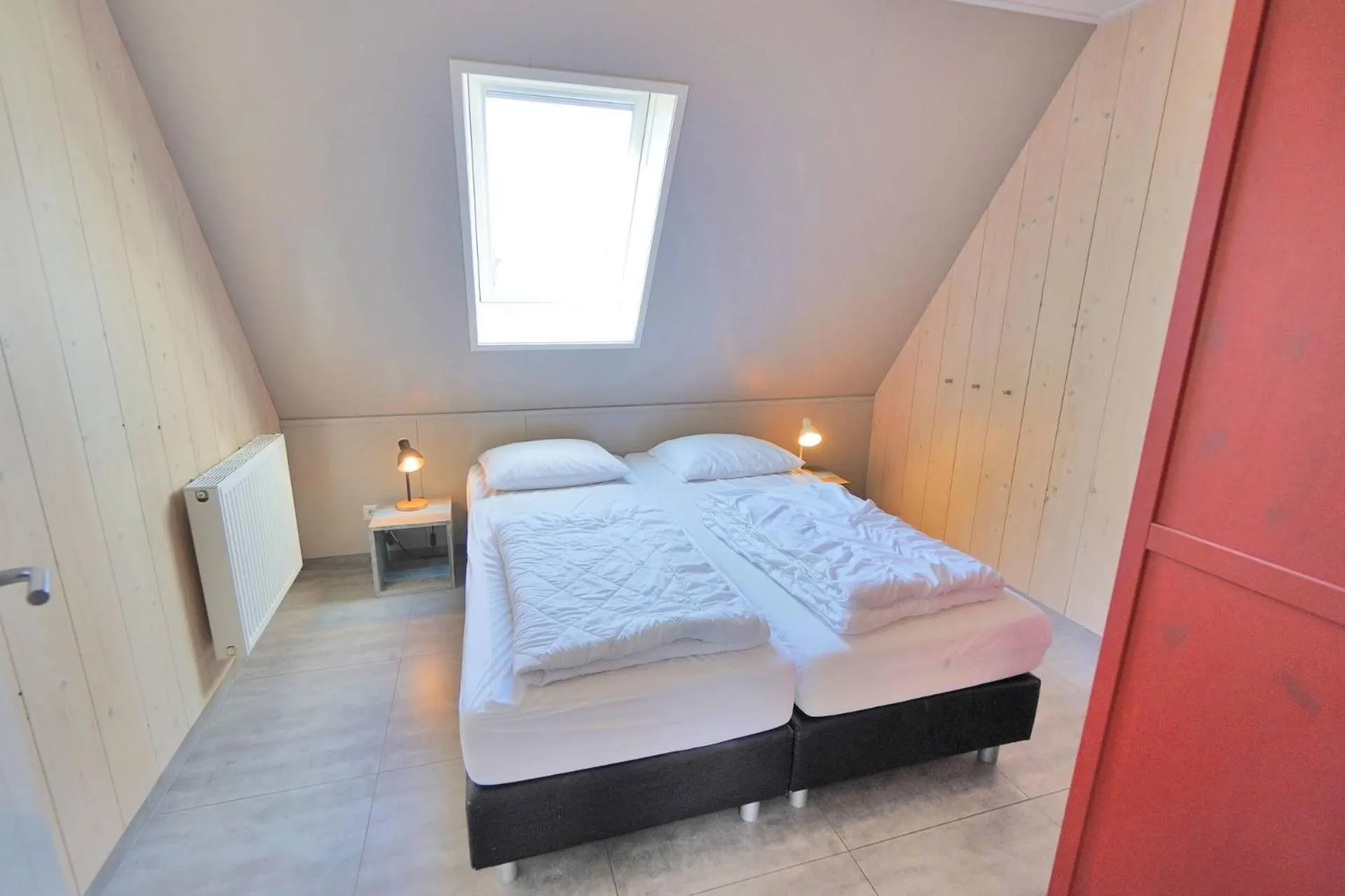 Bed in Sandy 25