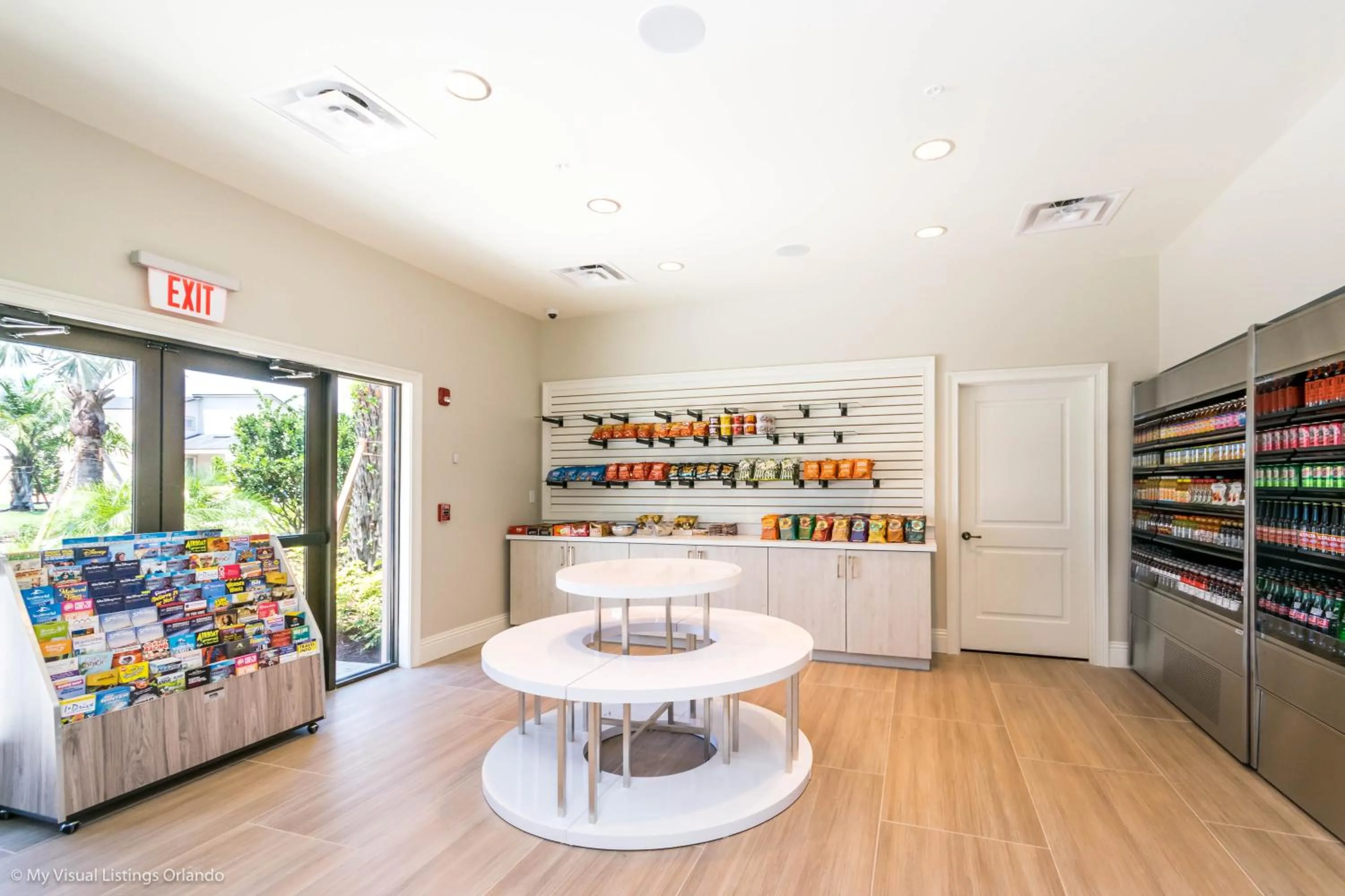 Beautiful Townhome wPool &FREE Resort Access