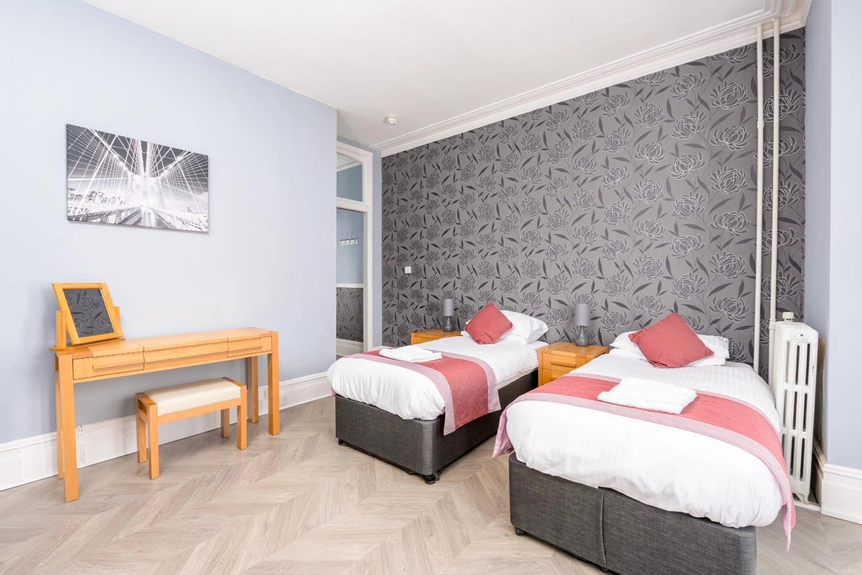 Bedroom, Bed in Bournemouth Sands Hotel