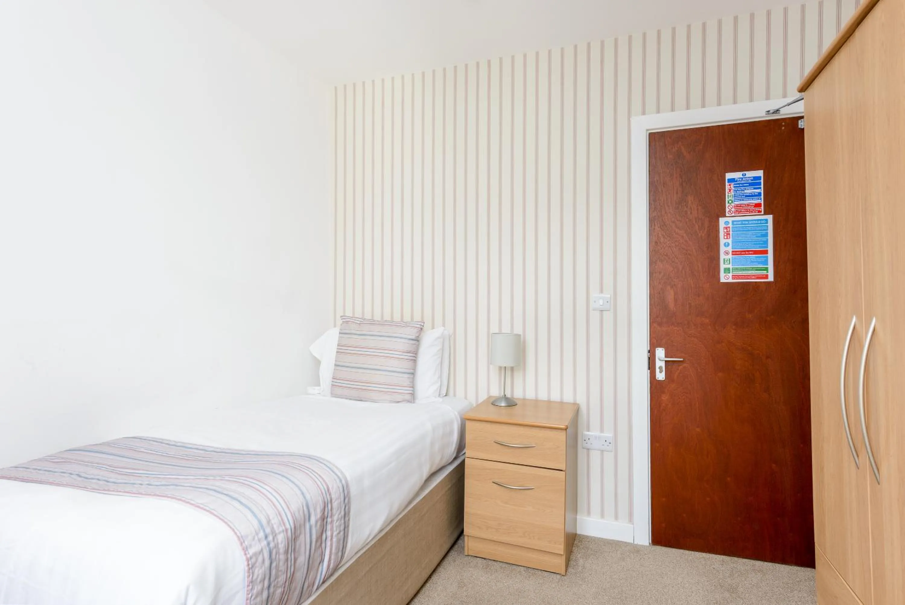 Bed in Daish's Blackpool Hotel