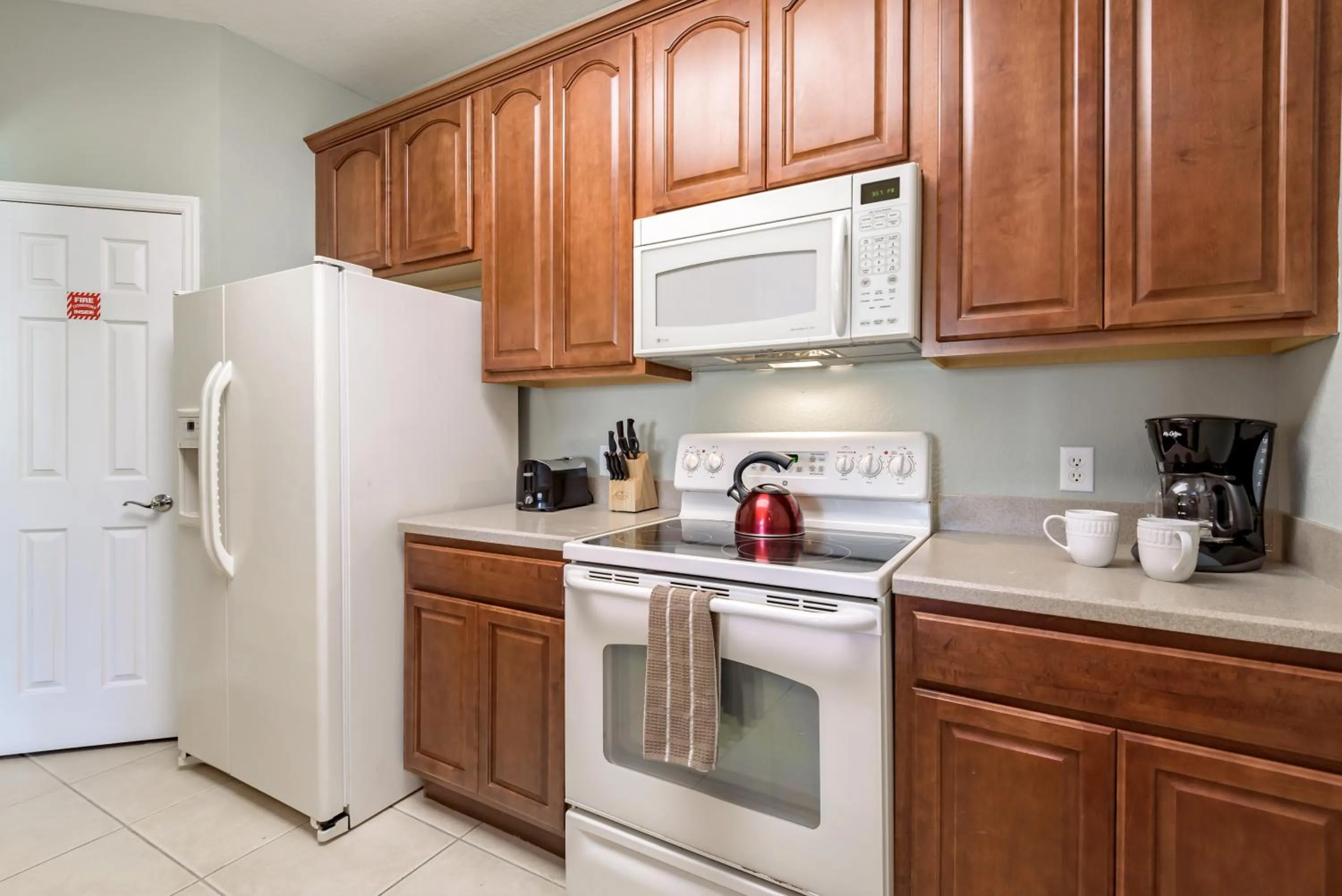 Beautiful Vista Cay Condo, Near I-Drive