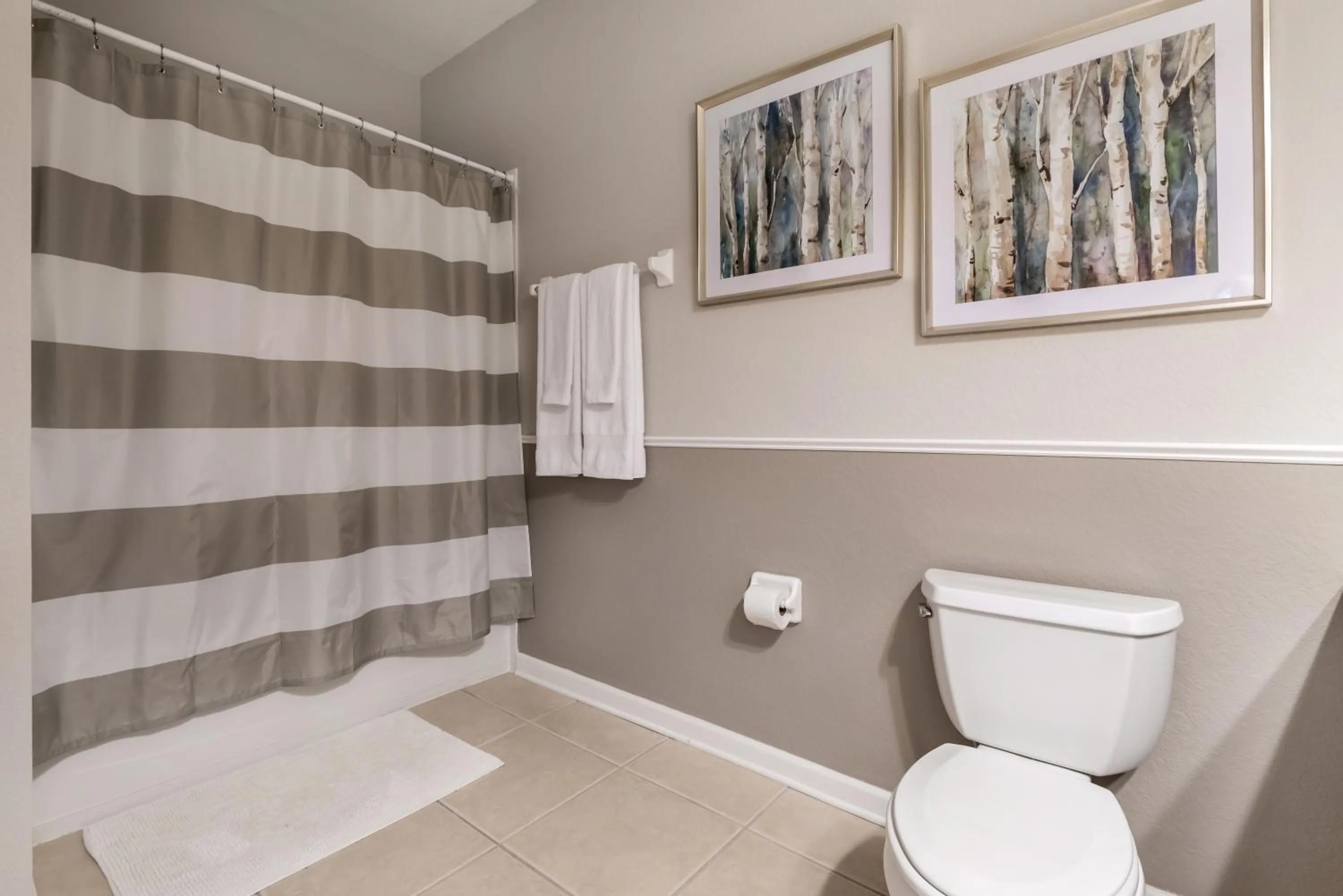 Beautiful Vista Cay Condo, Near I-Drive