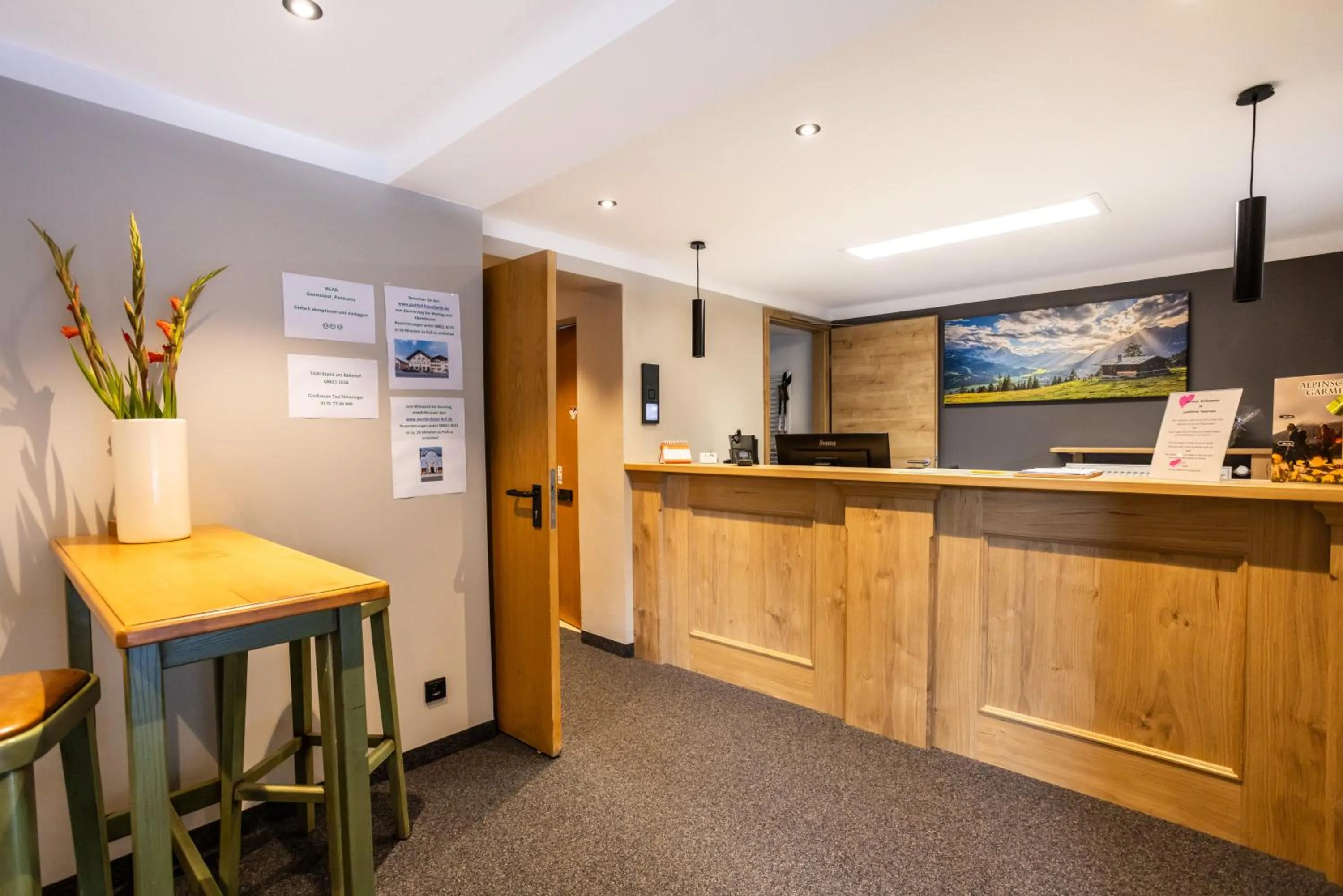 Lobby or reception in Landkomforthotel Panorama & Restaurant Bella Vista