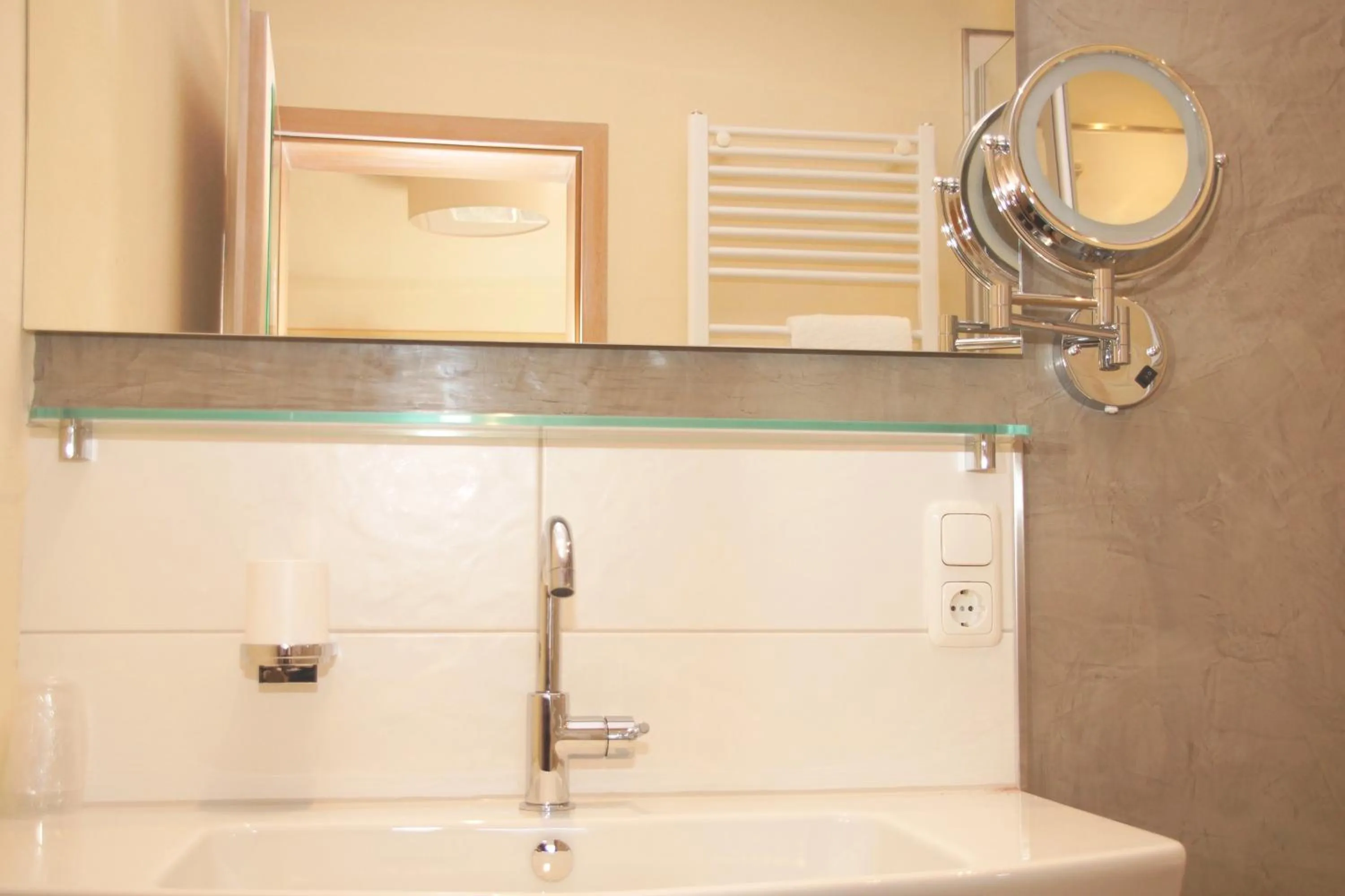 Bathroom in Landkomforthotel Panorama & Restaurant Bella Vista