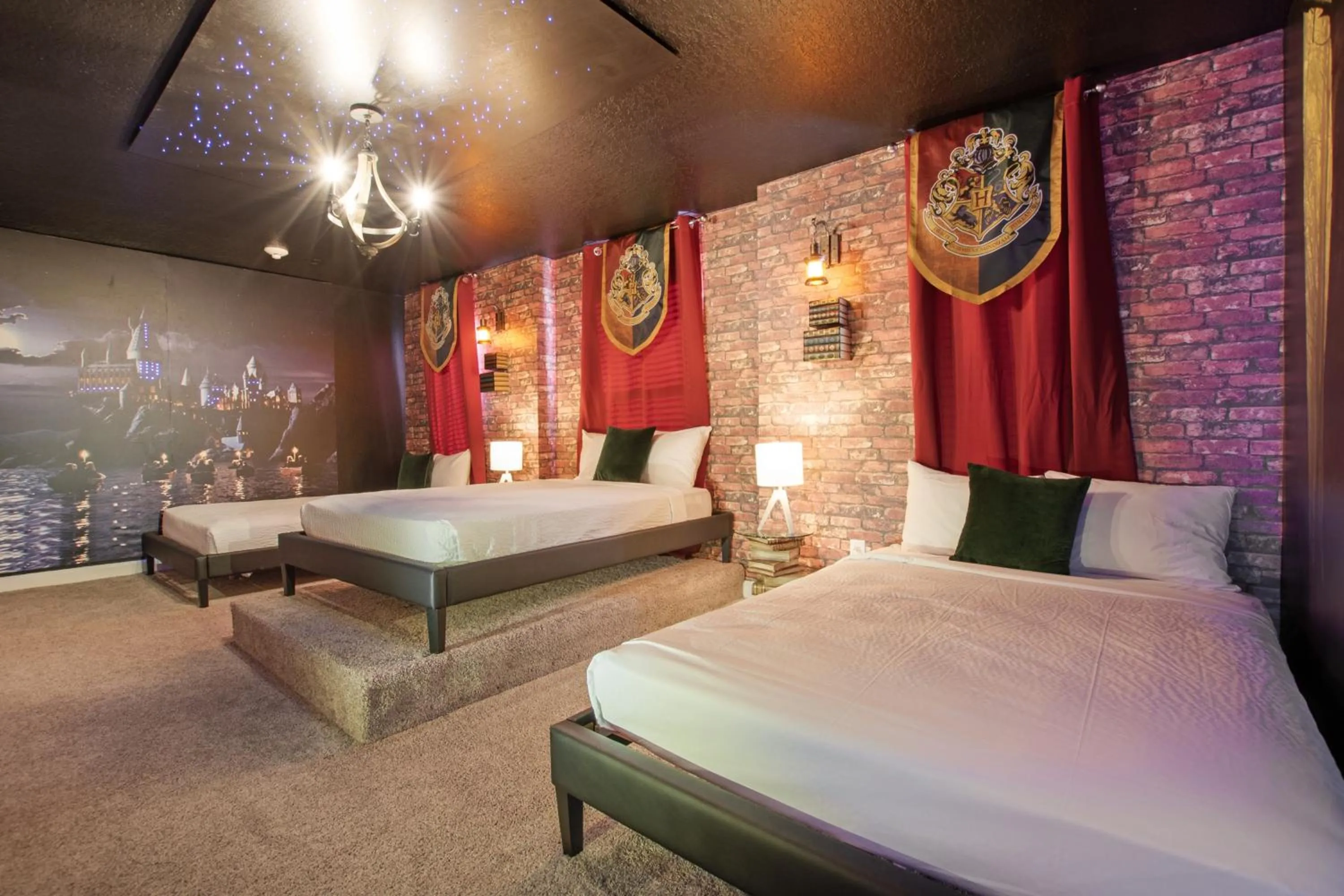 Bed in Private PoolSpa GameRoom near WDW Sleeps 25