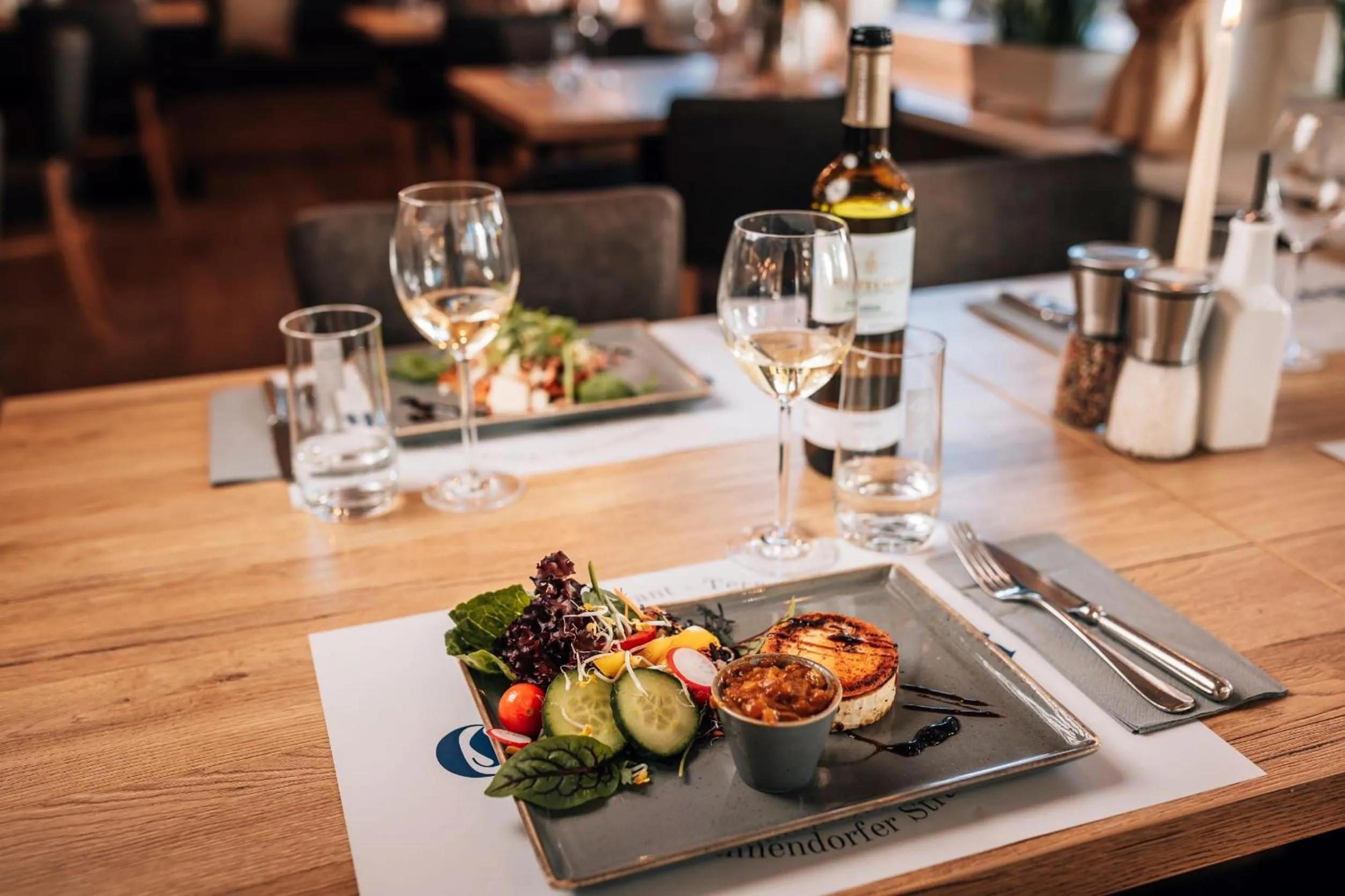 Restaurant/places to eat in Hotel Gorch Fock