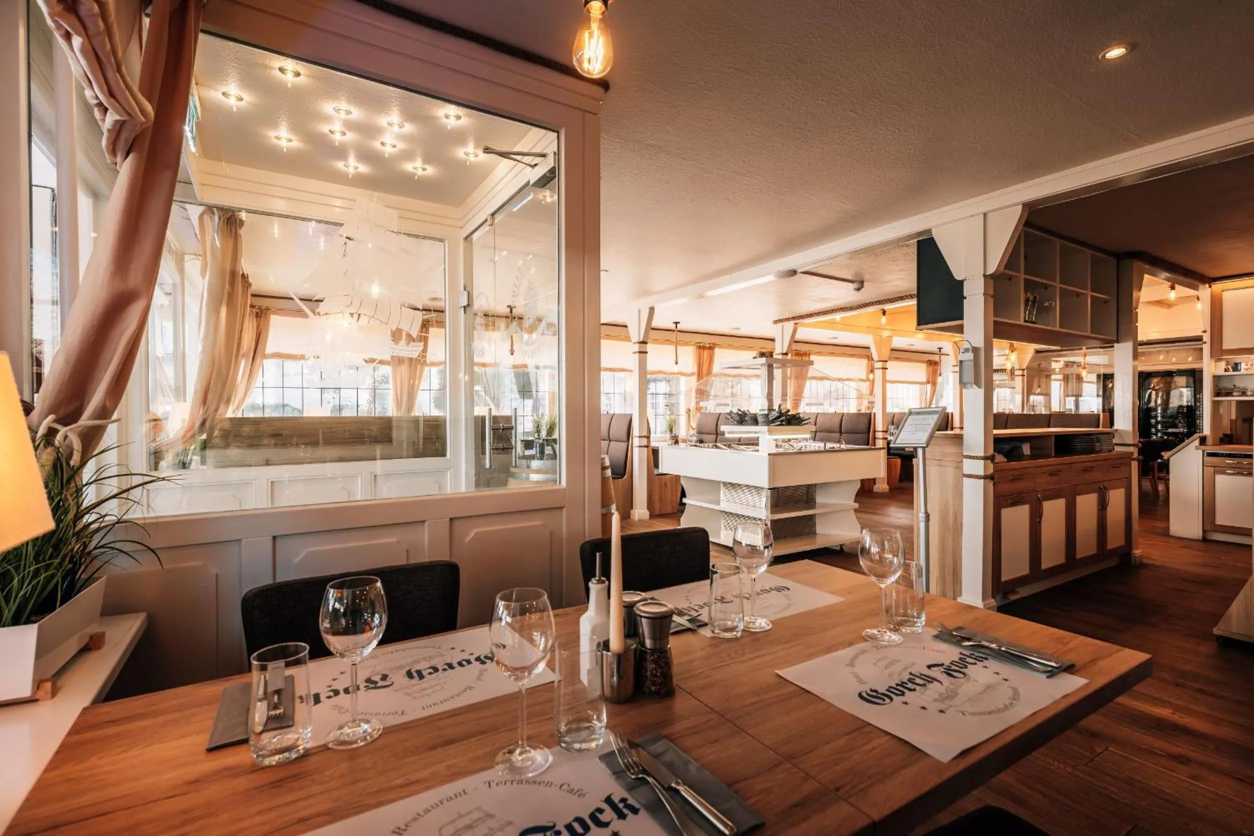 Restaurant/places to eat in Hotel Gorch Fock