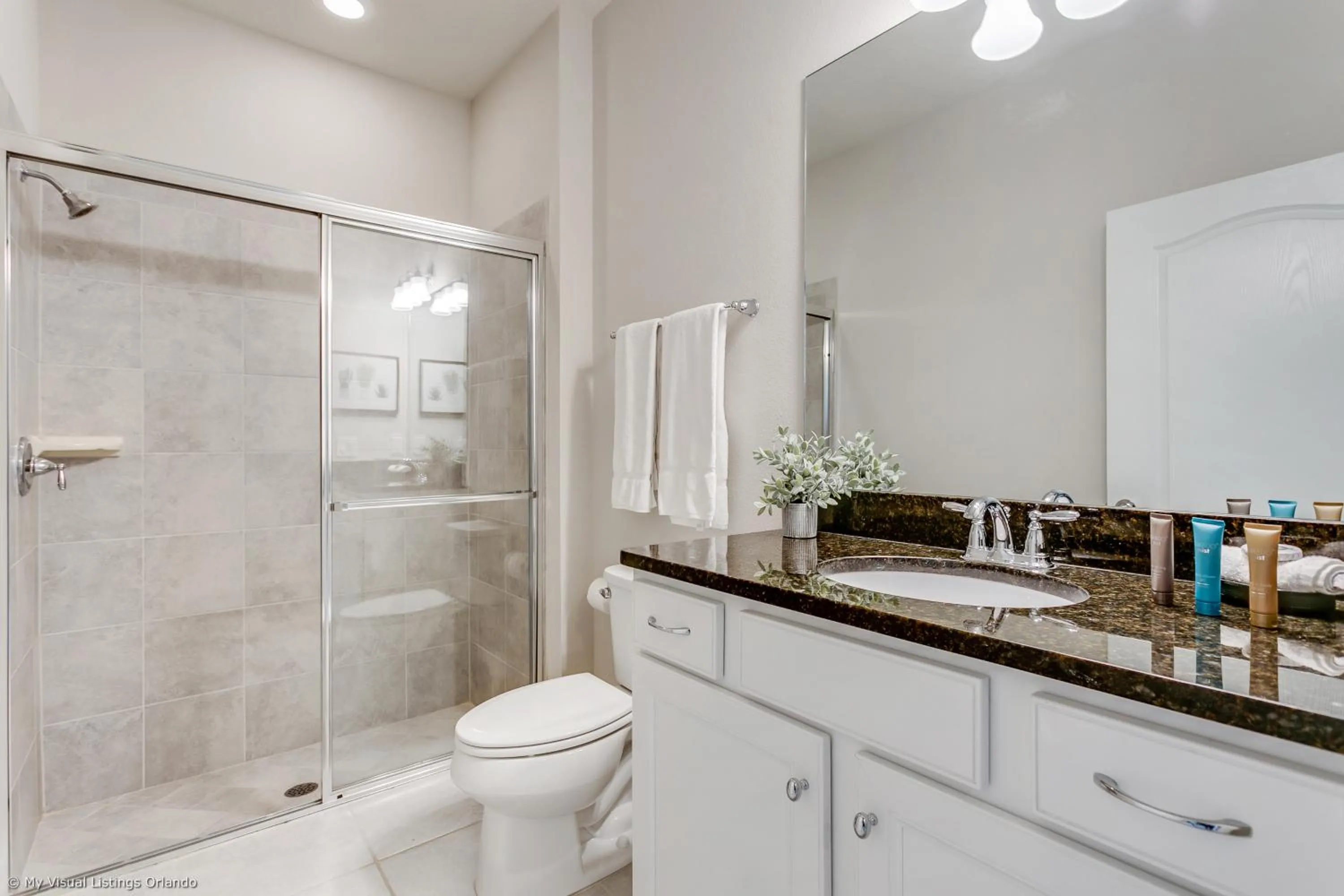 Beautiful Townhome wPrivate Pool 7 mi to Disney