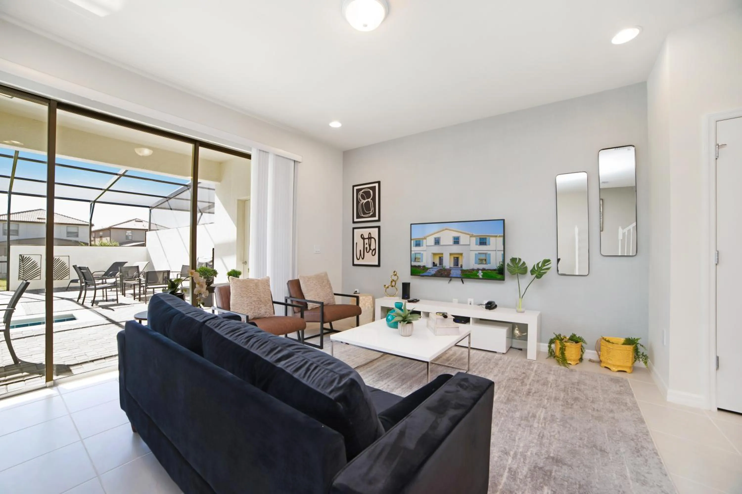 Townhome Splash Pool BBQ FREE Water Park