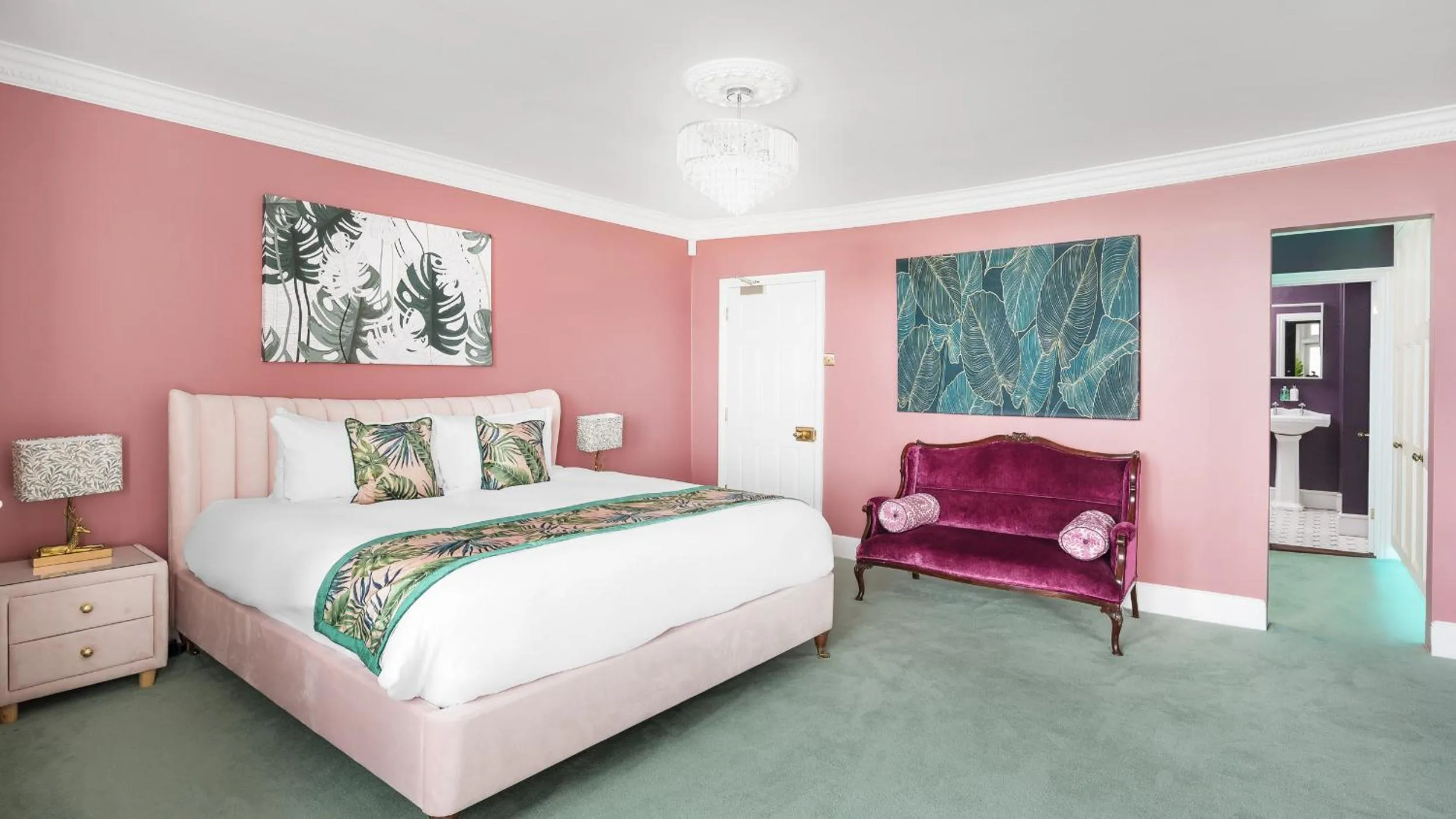 Bed in Eastcliff House