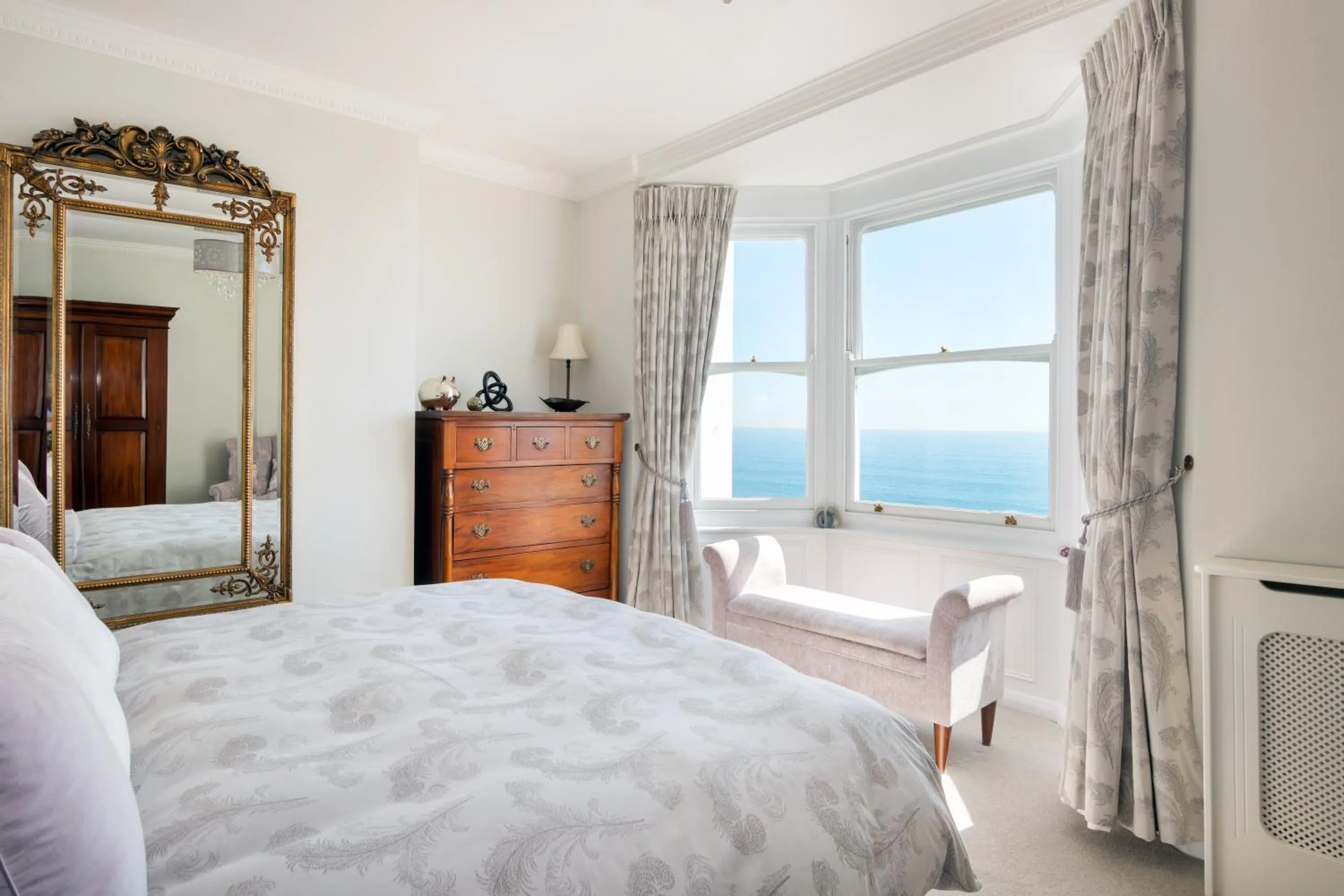 Bed in Eastcliff House