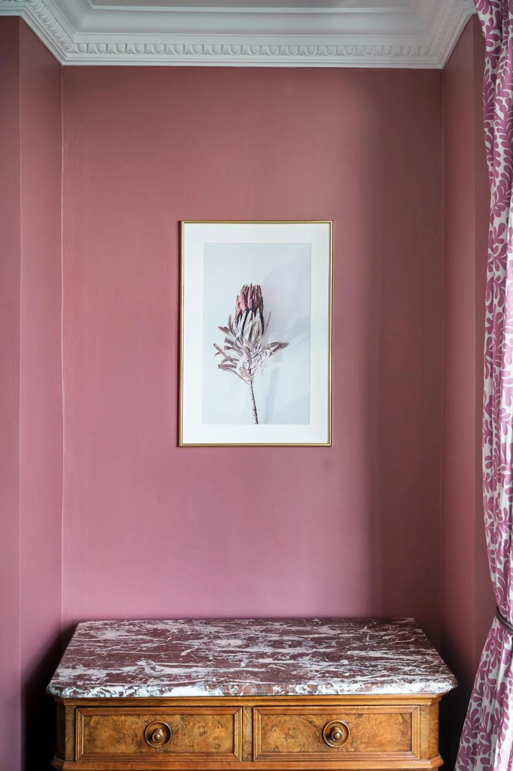 Bed in Eastcliff House