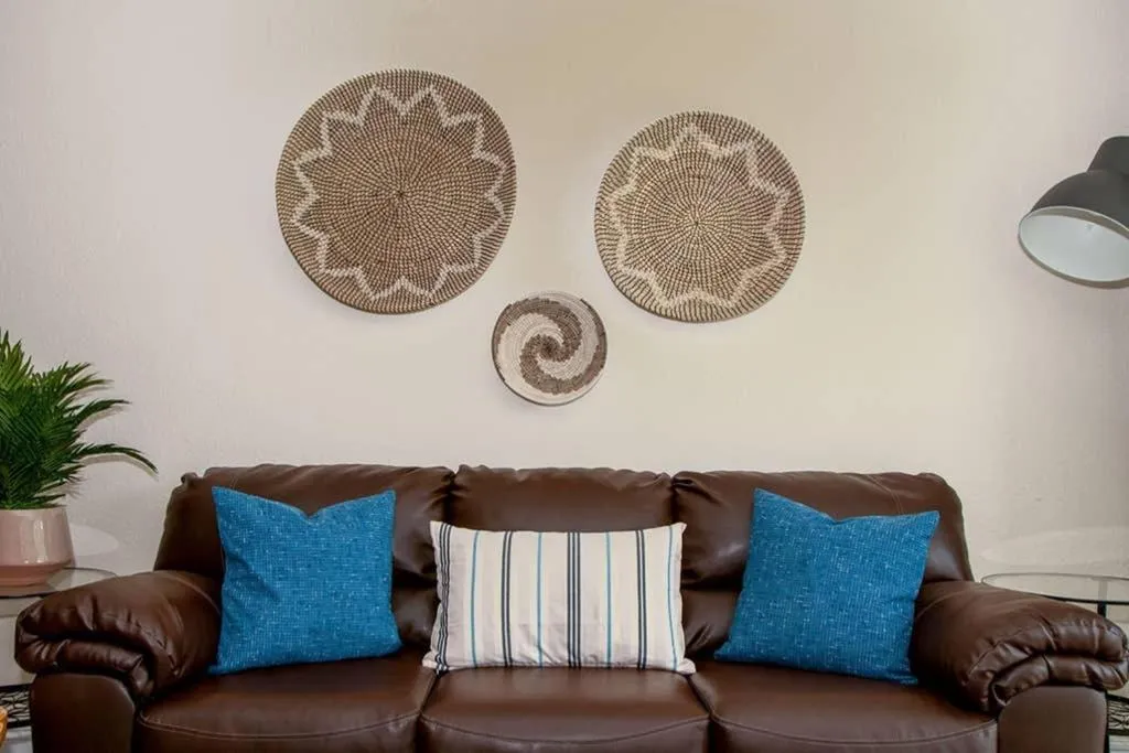 Living room in Beautiful Apartment Steps Away from the Beach