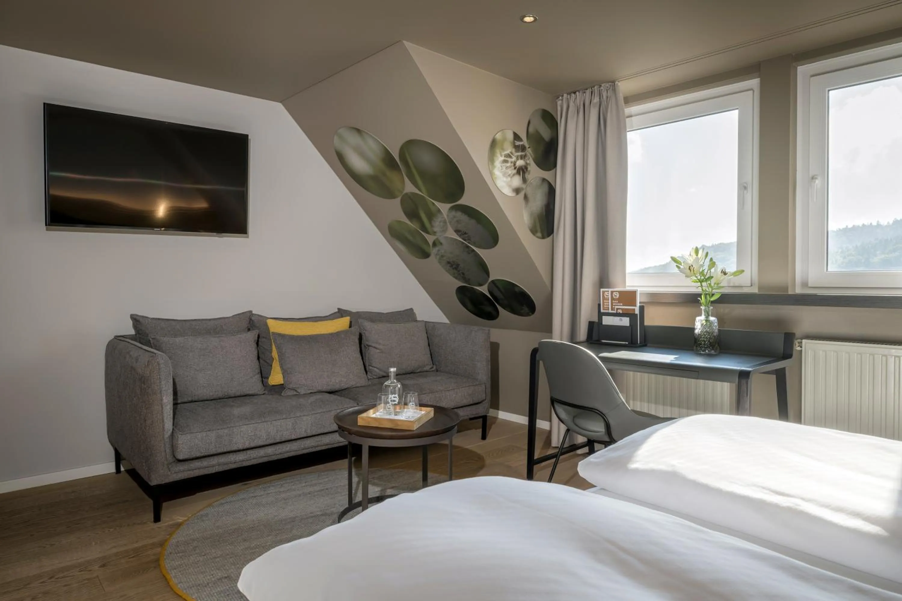 Seating area, Bed in Landhotel Weißes Roß