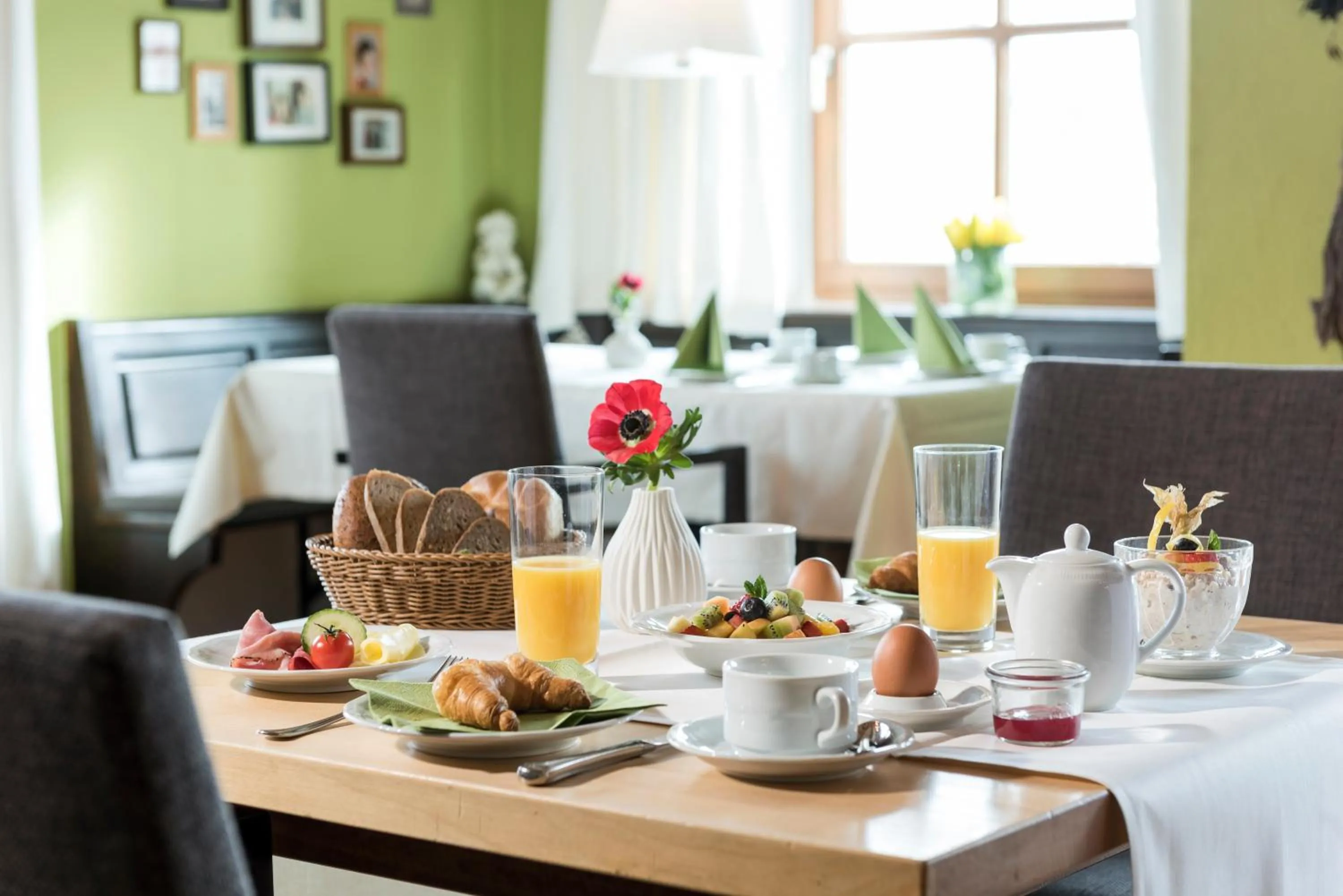 Buffet breakfast in Landhotel Weißes Roß