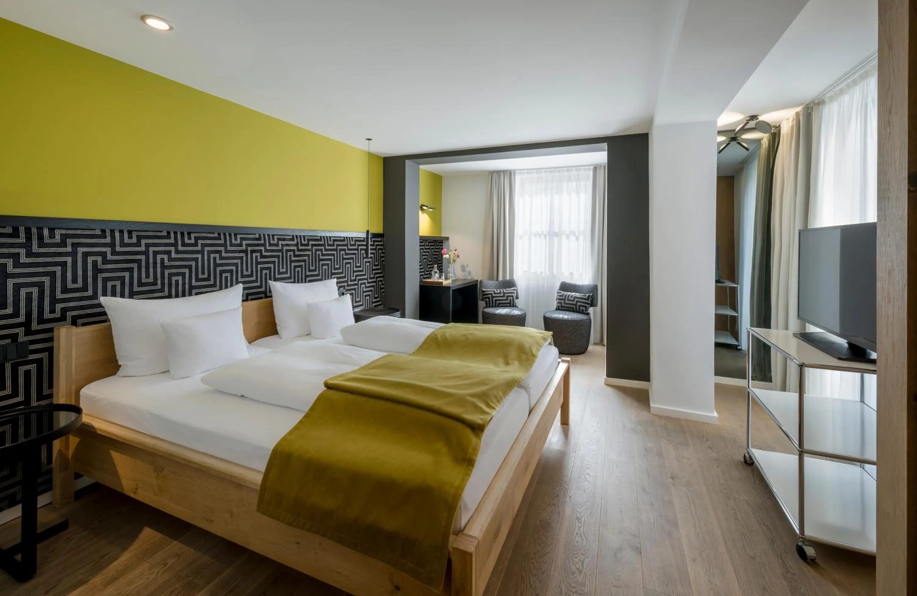 Photo of the whole room, Bed in Landhotel Weißes Roß