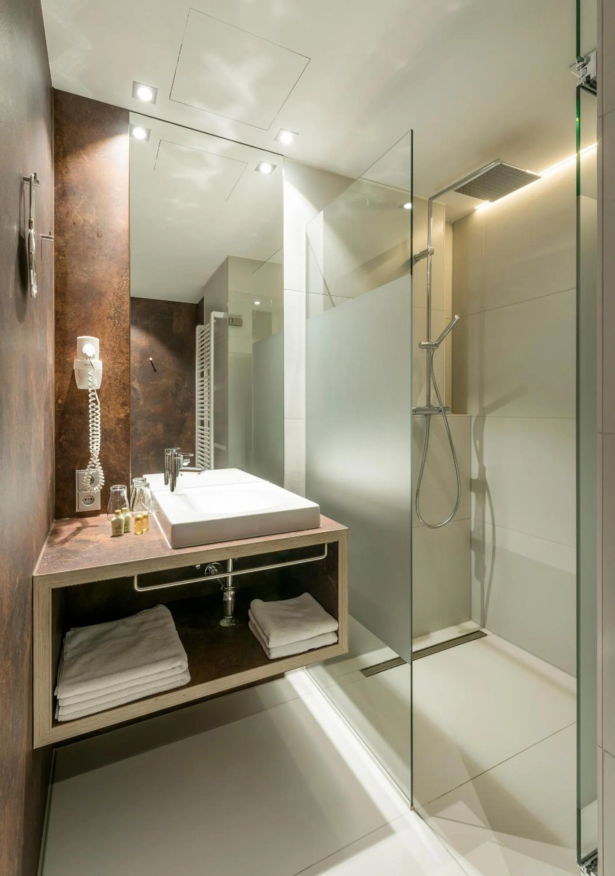 Shower in Landhotel Weißes Roß