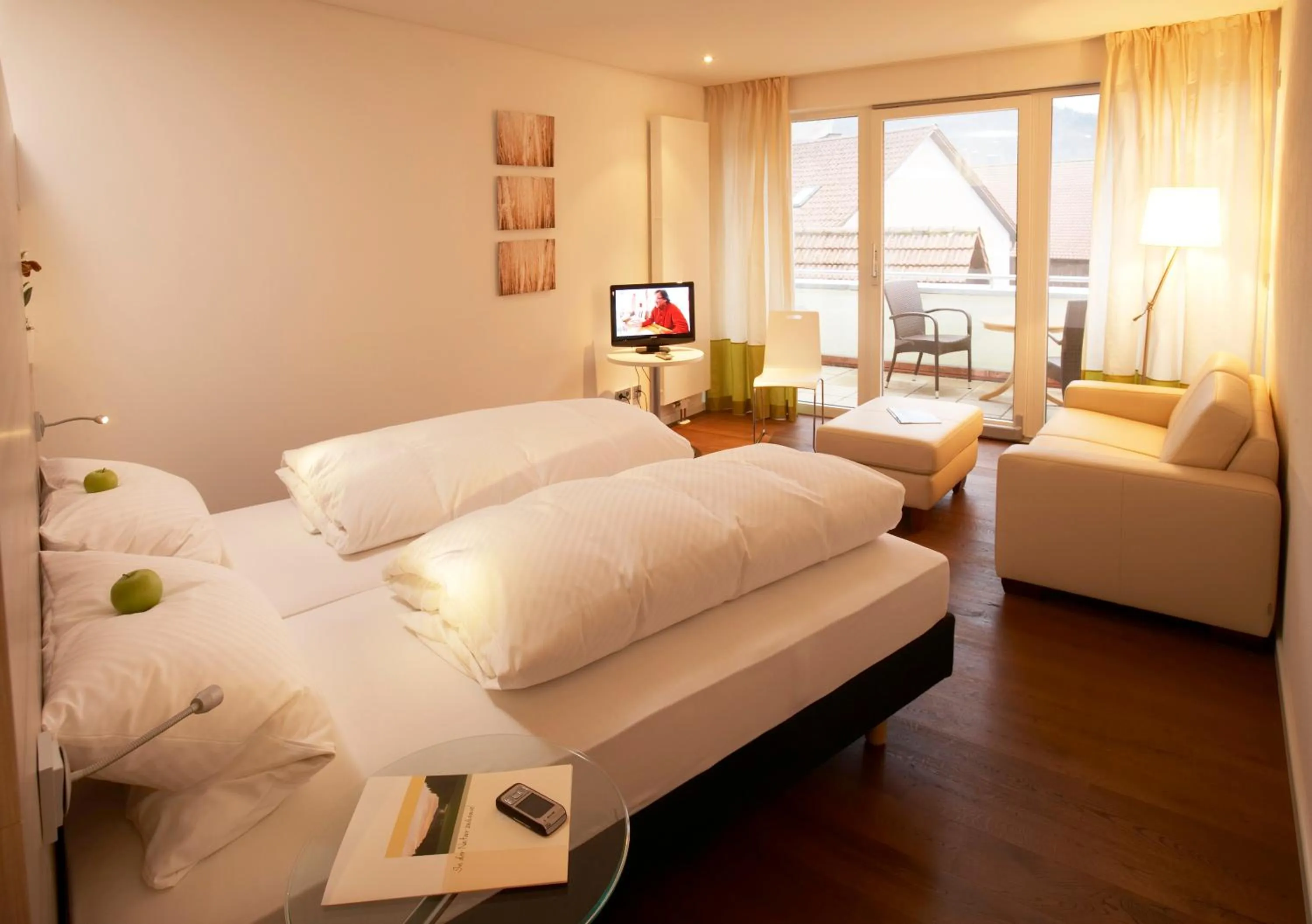 Balcony/Terrace, Bed in Landhotel Weißes Roß