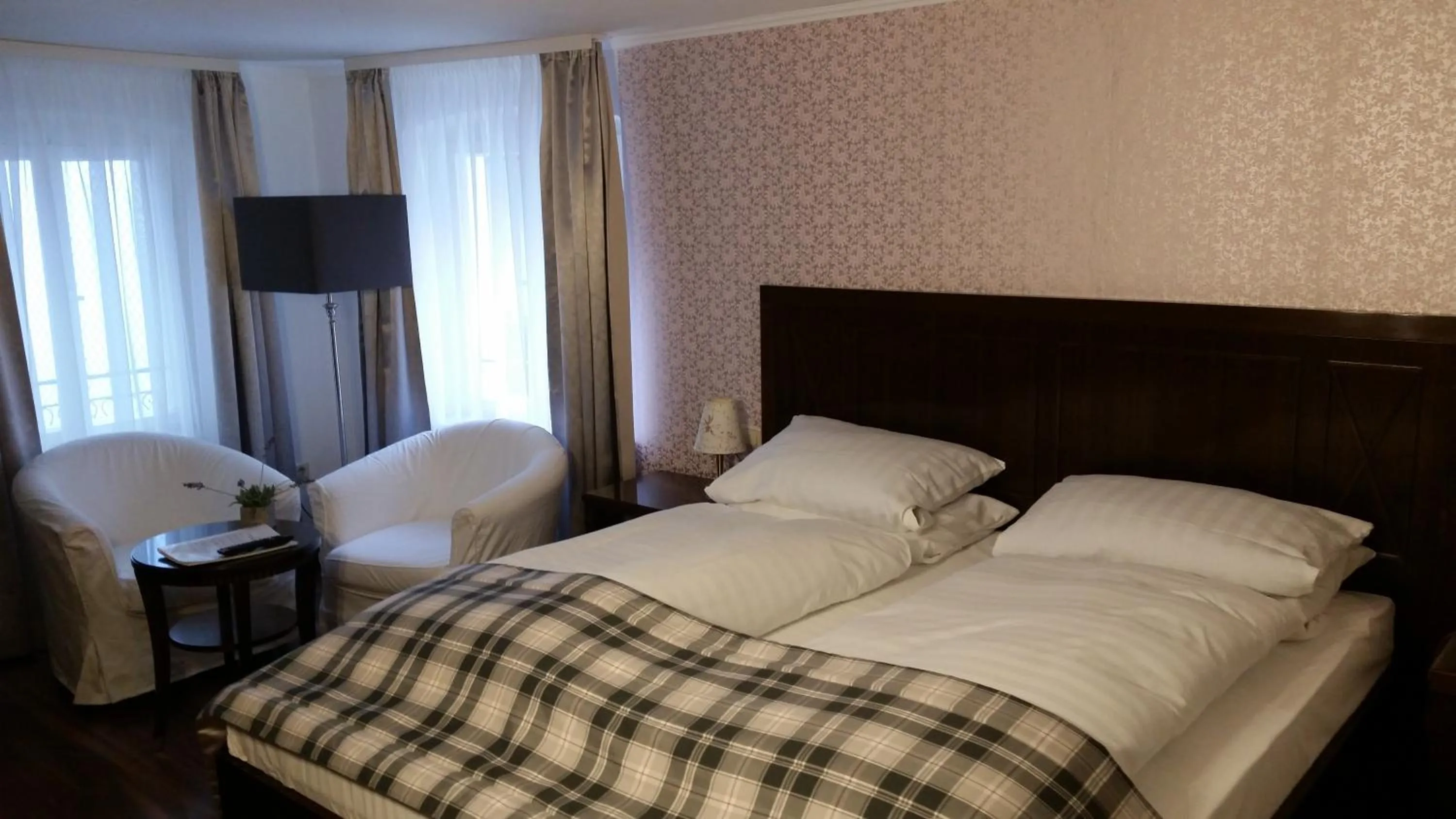 Day, Bed in Hotel Graupner